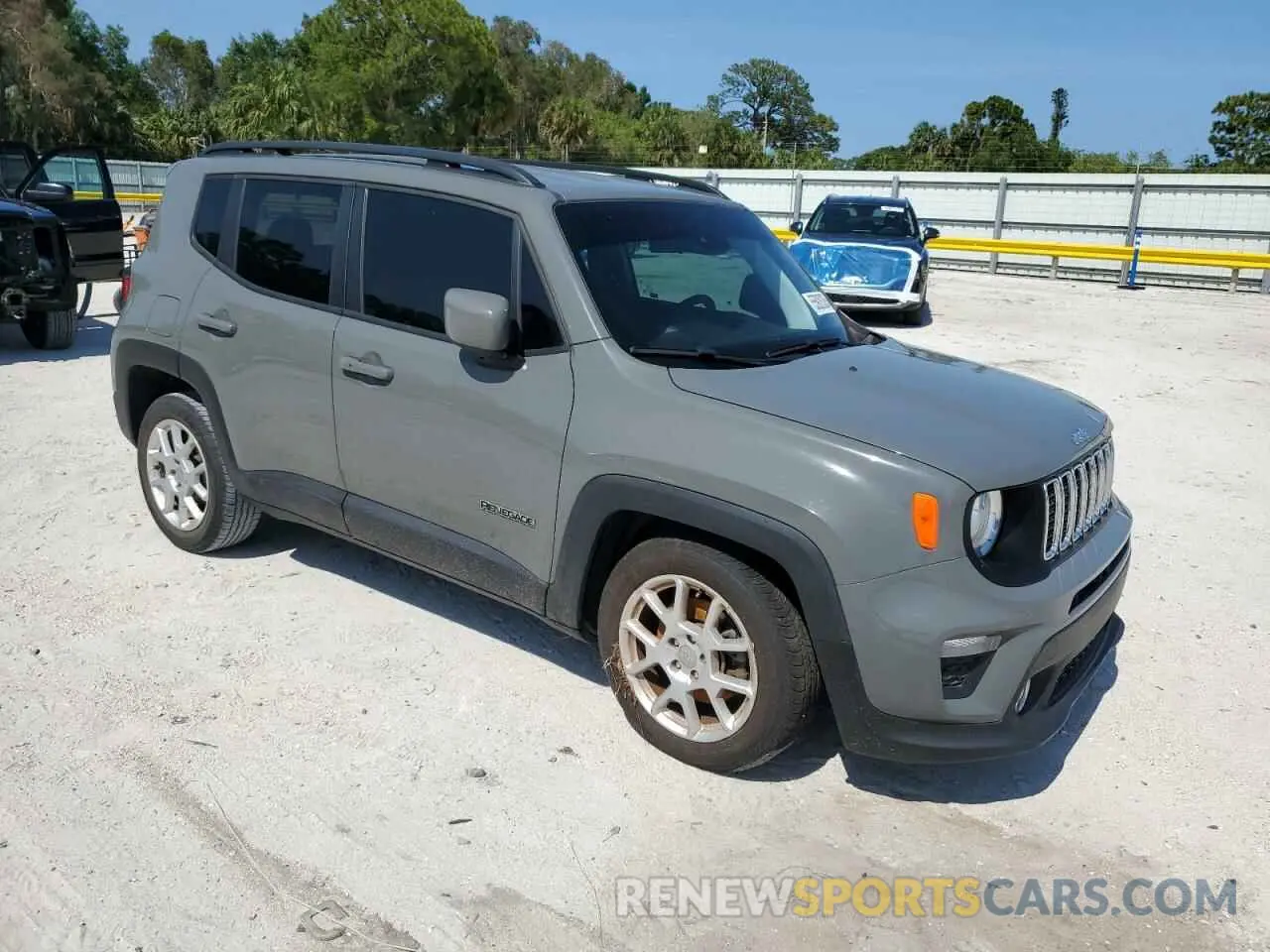 4 fotografías del automóvil dañado ZACNJCBB3MPM33876 JEEP RENEGADE 2021