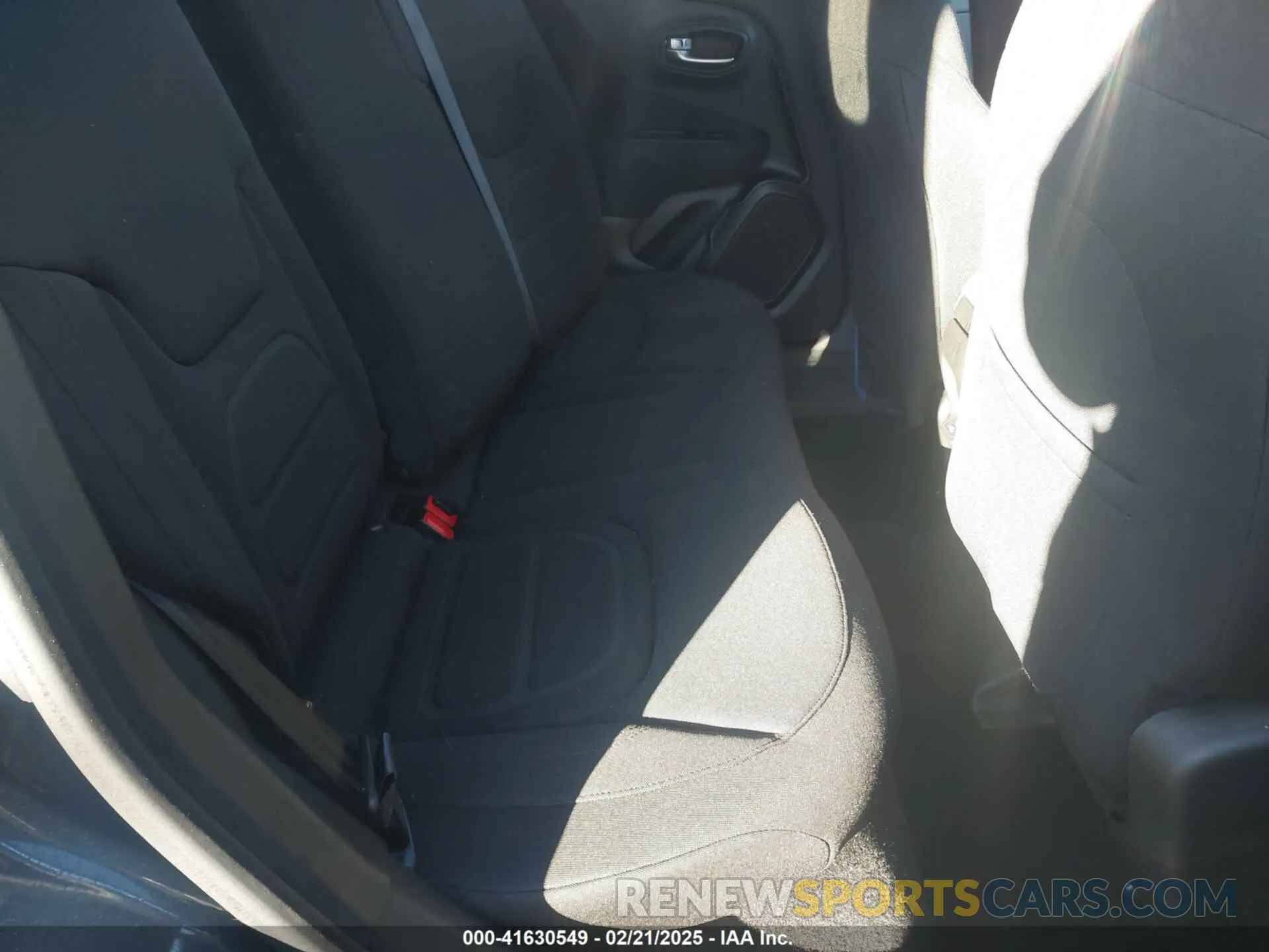 8 fotografías del automóvil dañado ZACNJCBB4MPN26955 JEEP RENEGADE 2021