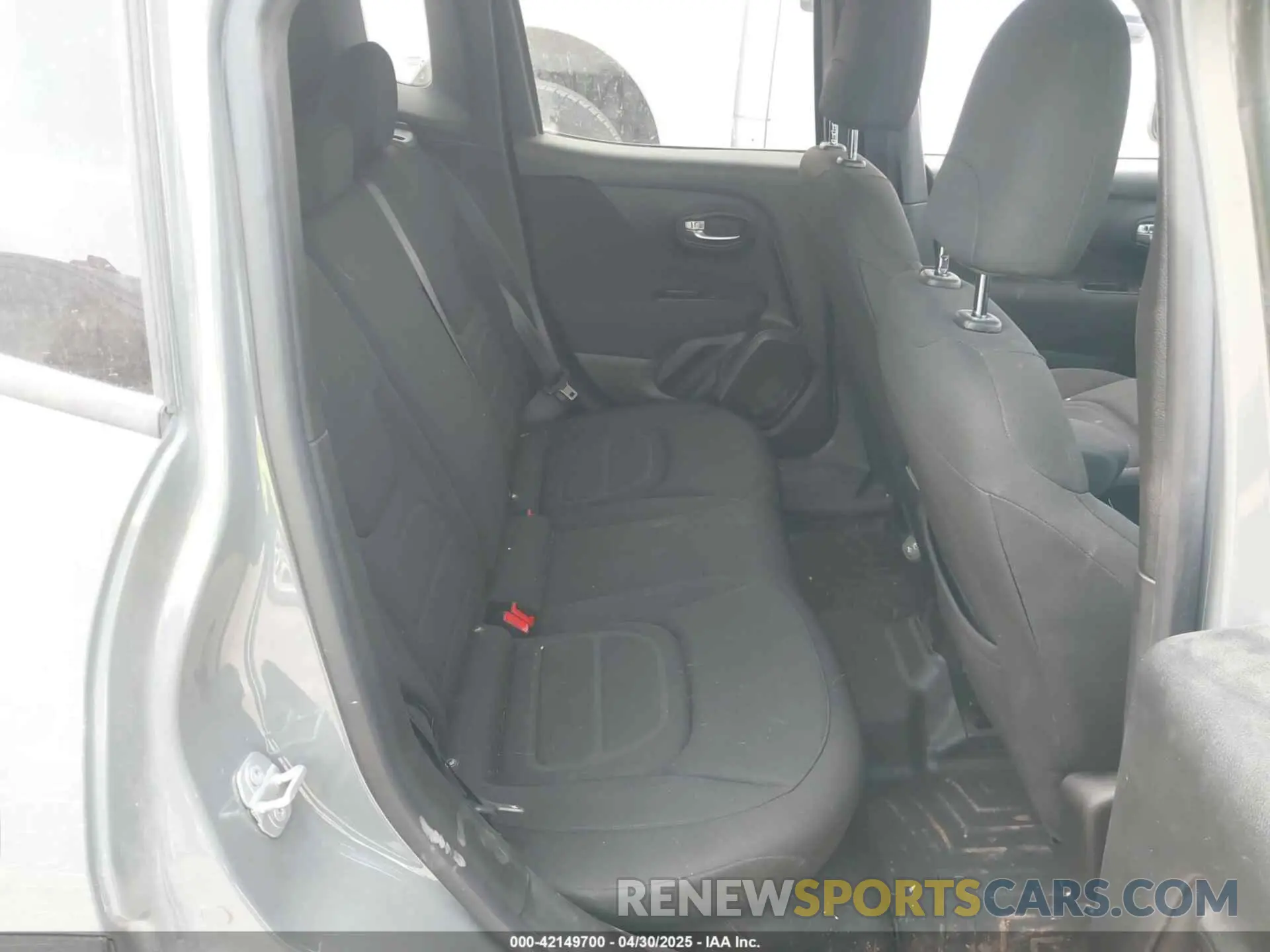 8 fotografías del automóvil dañado ZACNJCBB7MPN27999 JEEP RENEGADE 2021