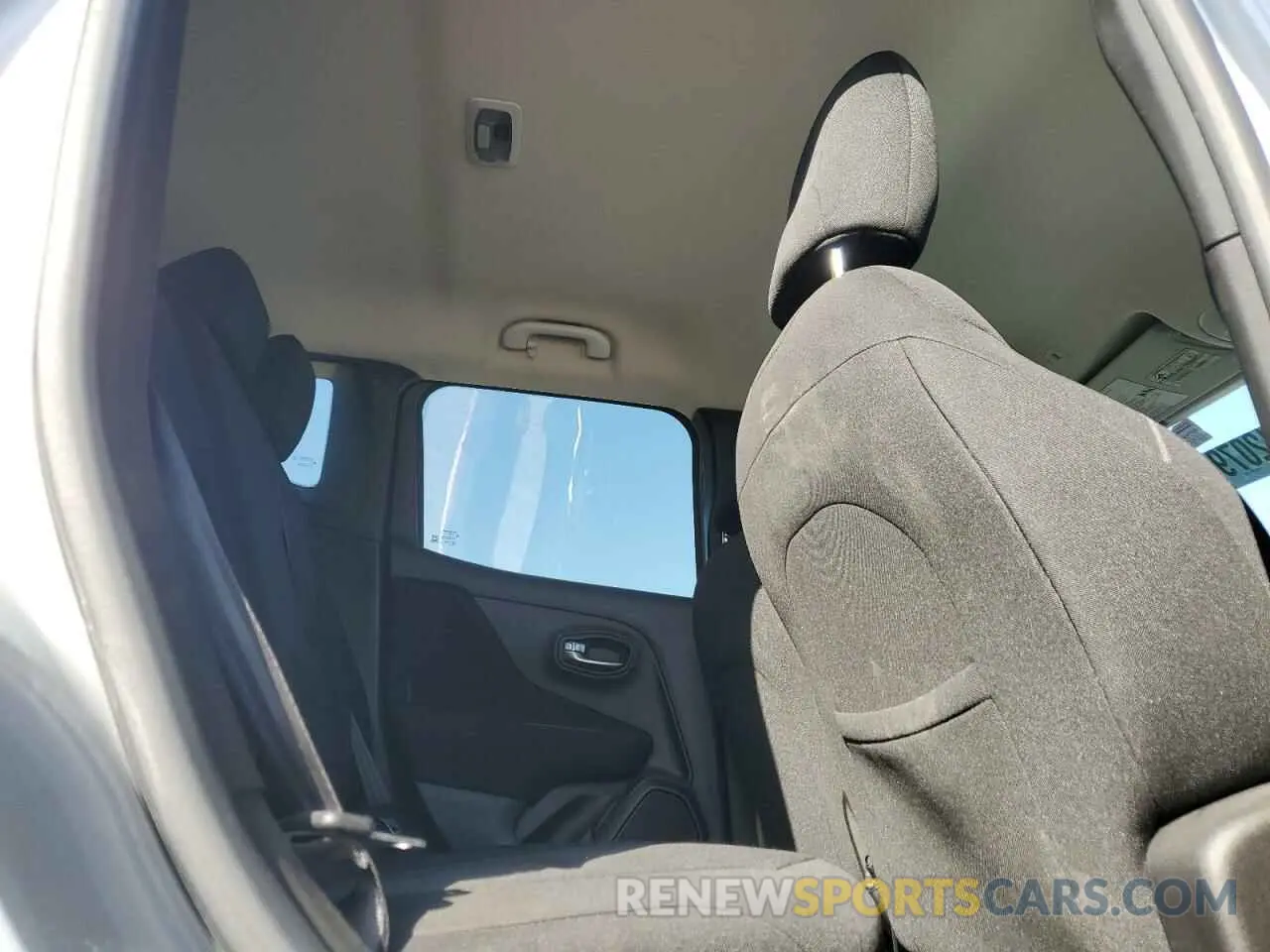 11 fotografías del automóvil dañado ZACNJCBB7MPN28103 JEEP RENEGADE 2021