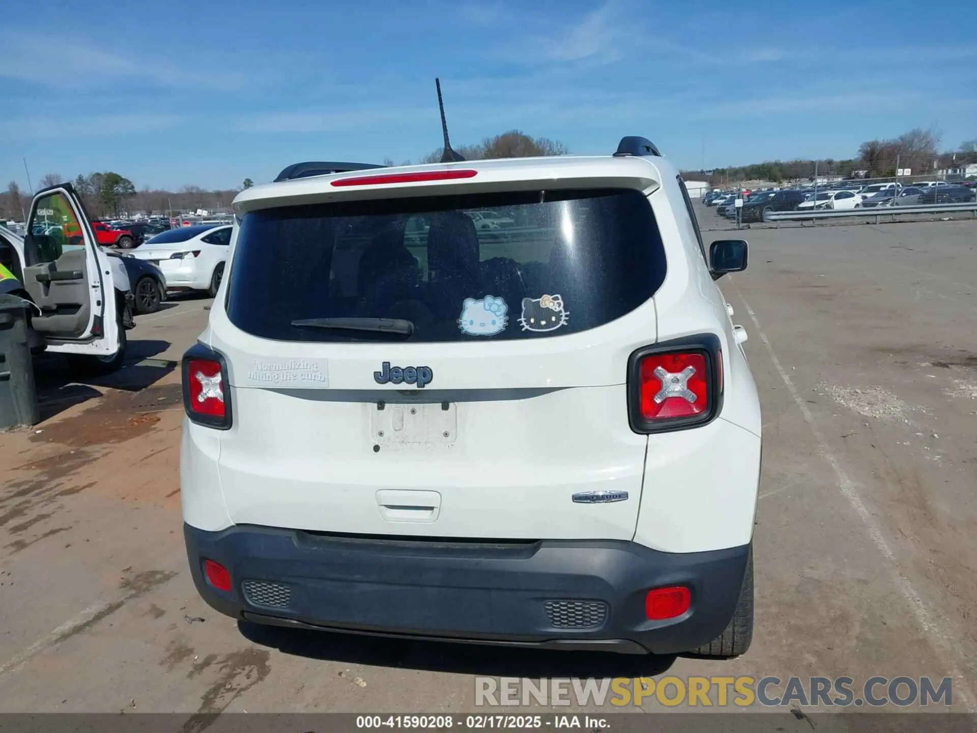 16 fotografías del automóvil dañado ZACNJCBB8MPM22081 JEEP RENEGADE 2021