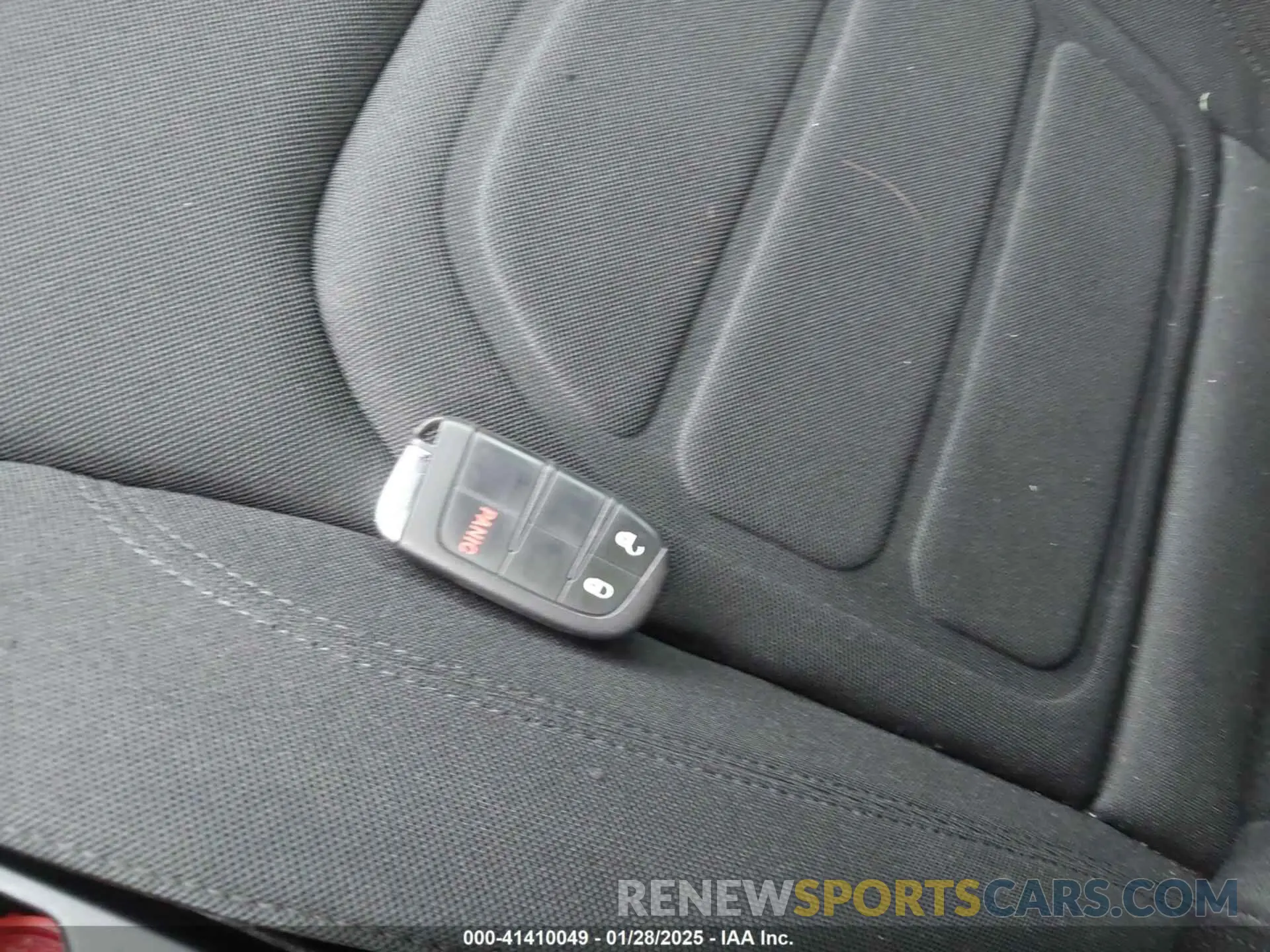 11 fotografías del automóvil dañado ZACNJCBBXMPM21045 JEEP RENEGADE 2021
