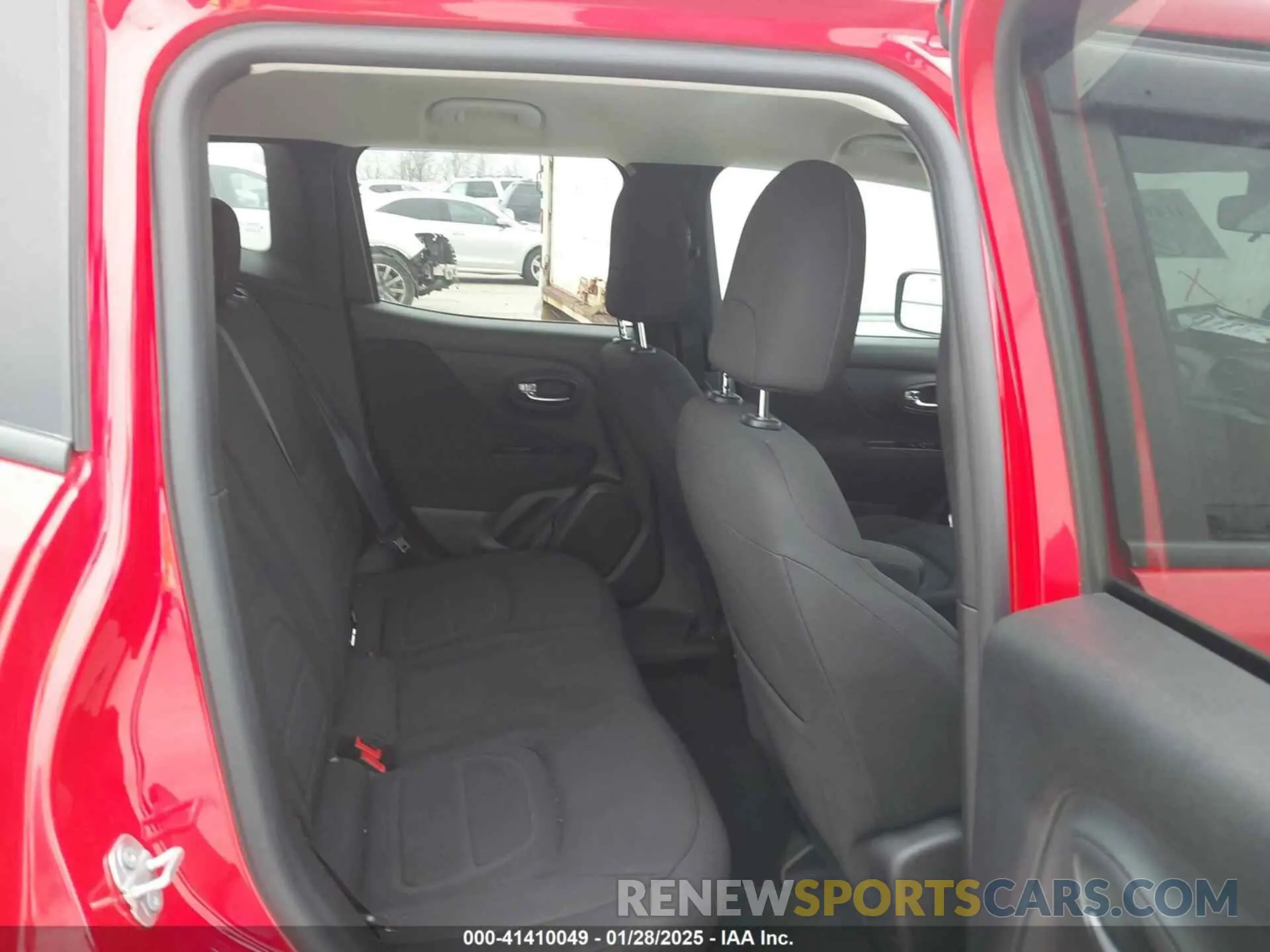 8 fotografías del automóvil dañado ZACNJCBBXMPM21045 JEEP RENEGADE 2021