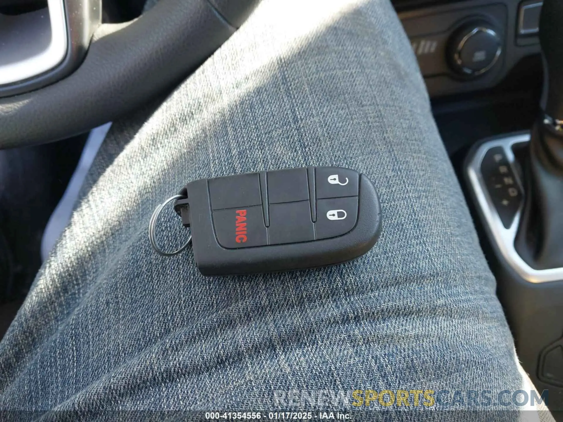 11 fotografías del automóvil dañado ZACNJDAB0MPN28743 JEEP RENEGADE 2021