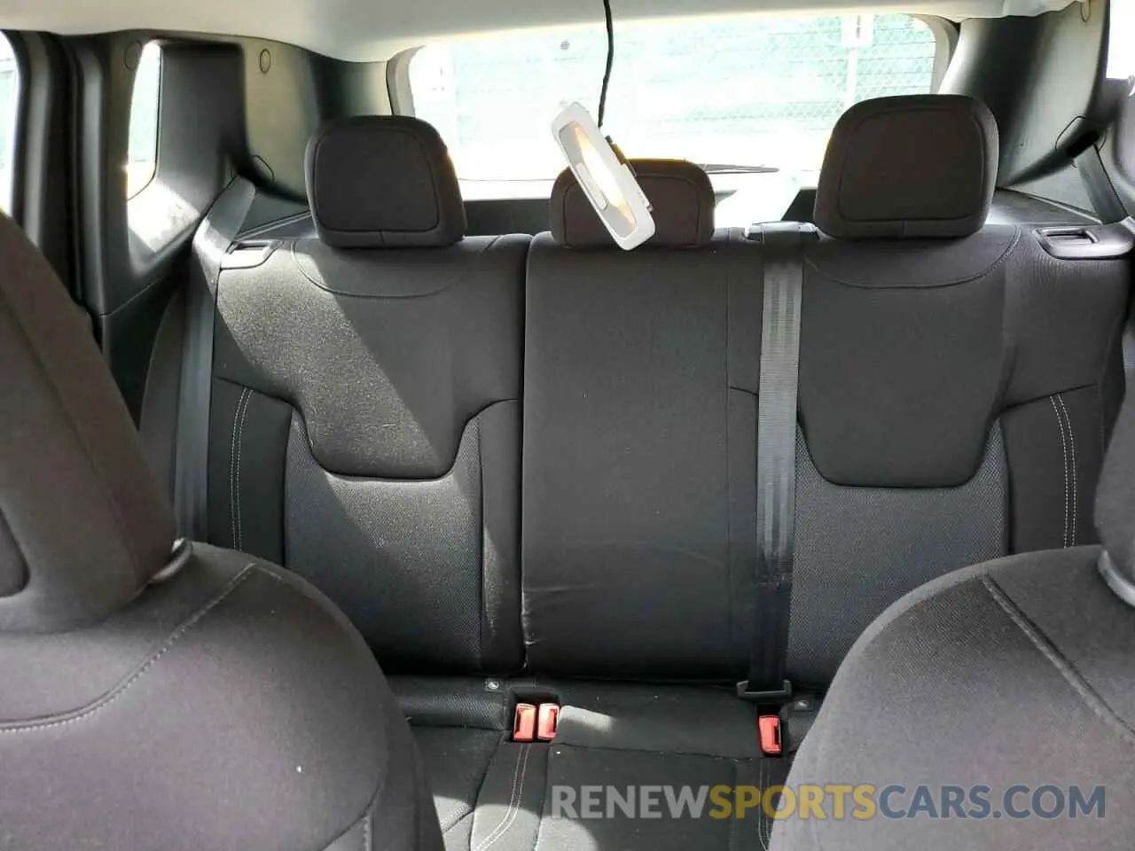 10 fotografías del automóvil dañado ZACNJDAB1MPM46410 JEEP RENEGADE 2021