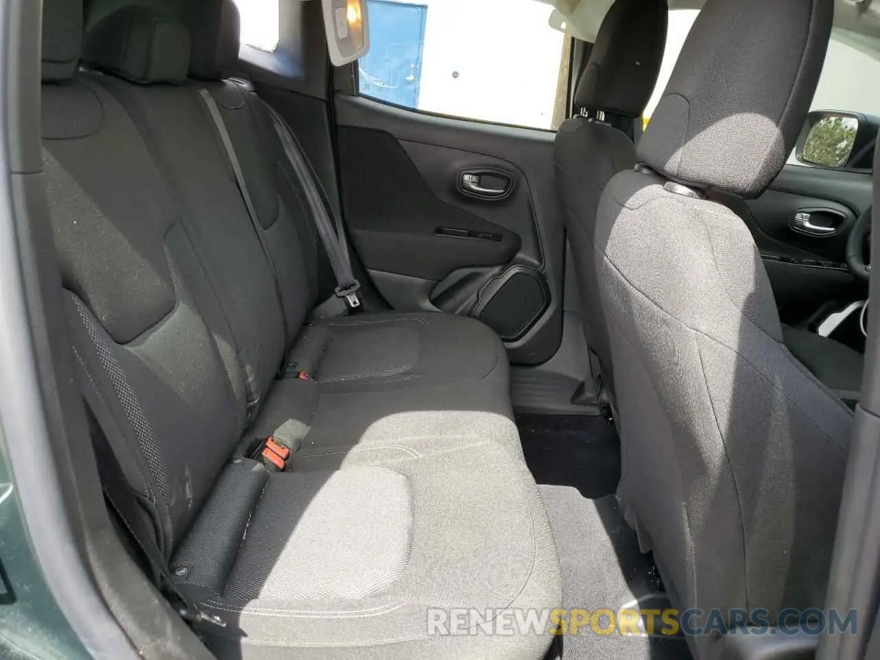 11 fotografías del automóvil dañado ZACNJDAB1MPM46410 JEEP RENEGADE 2021