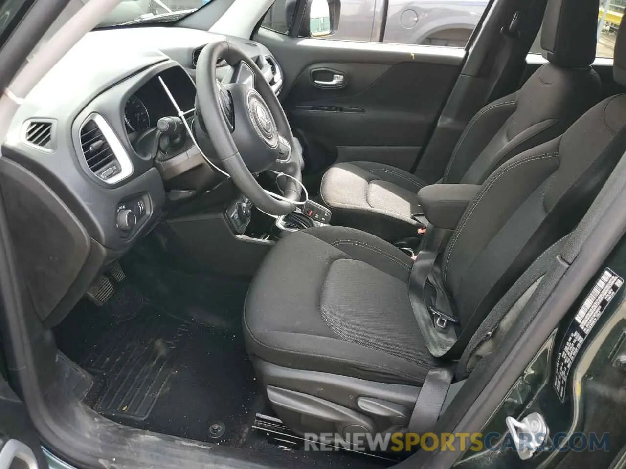 7 fotografías del automóvil dañado ZACNJDAB1MPM46410 JEEP RENEGADE 2021