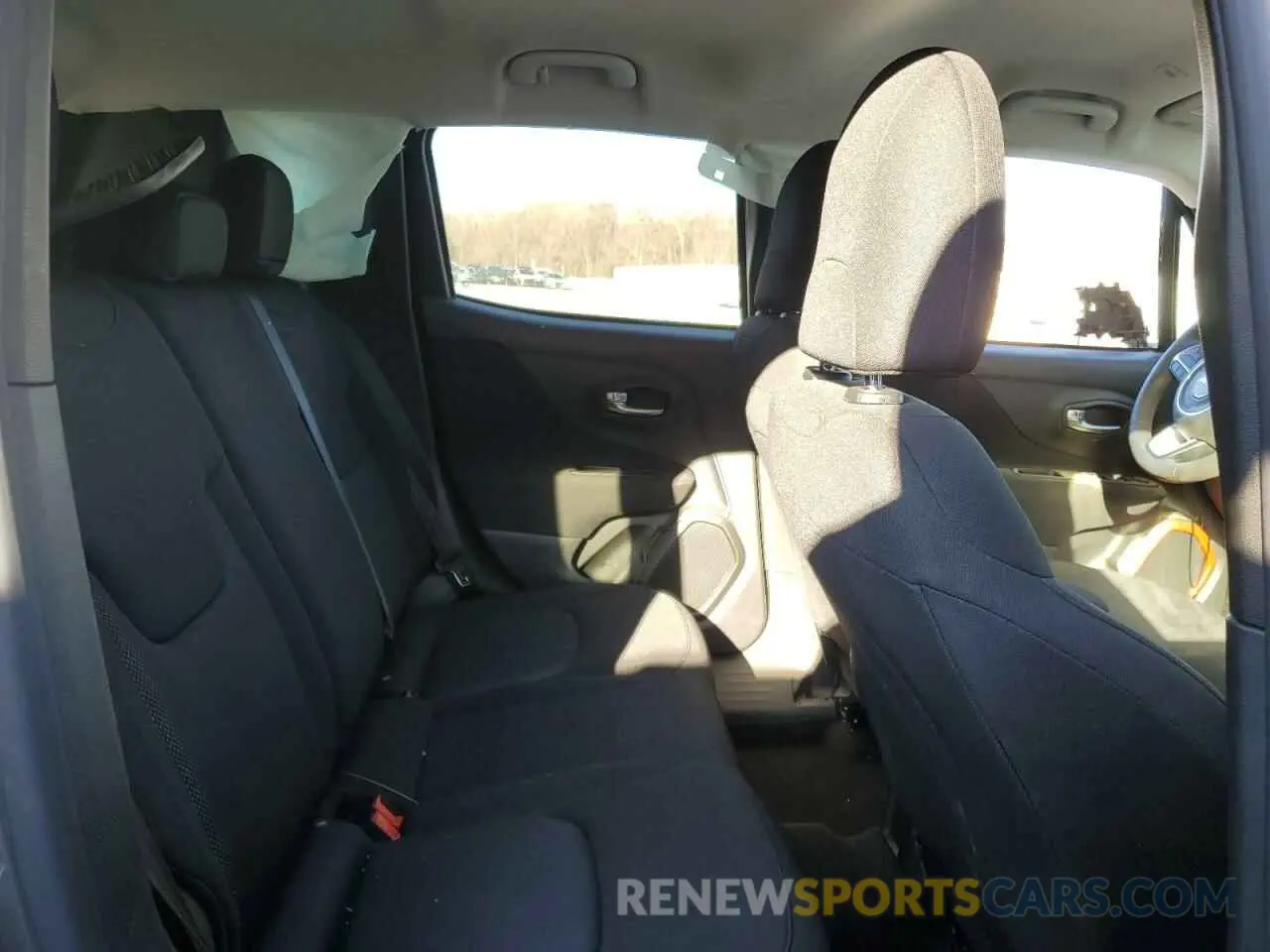 11 fotografías del automóvil dañado ZACNJDAB4MPM21517 JEEP RENEGADE 2021