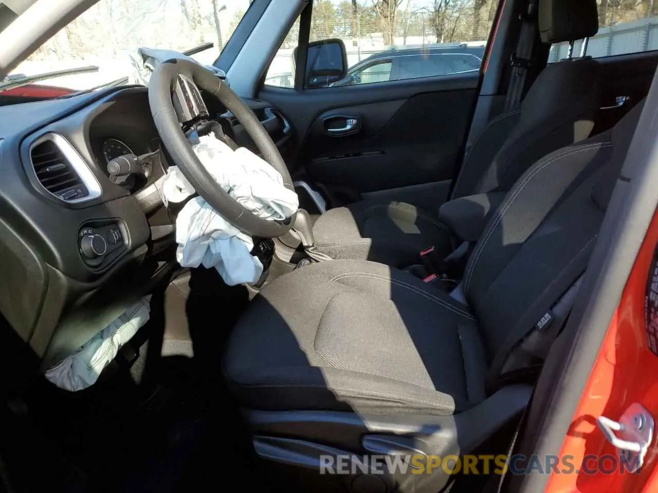 7 fotografías del automóvil dañado ZACNJDAB6MPM22488 JEEP RENEGADE 2021