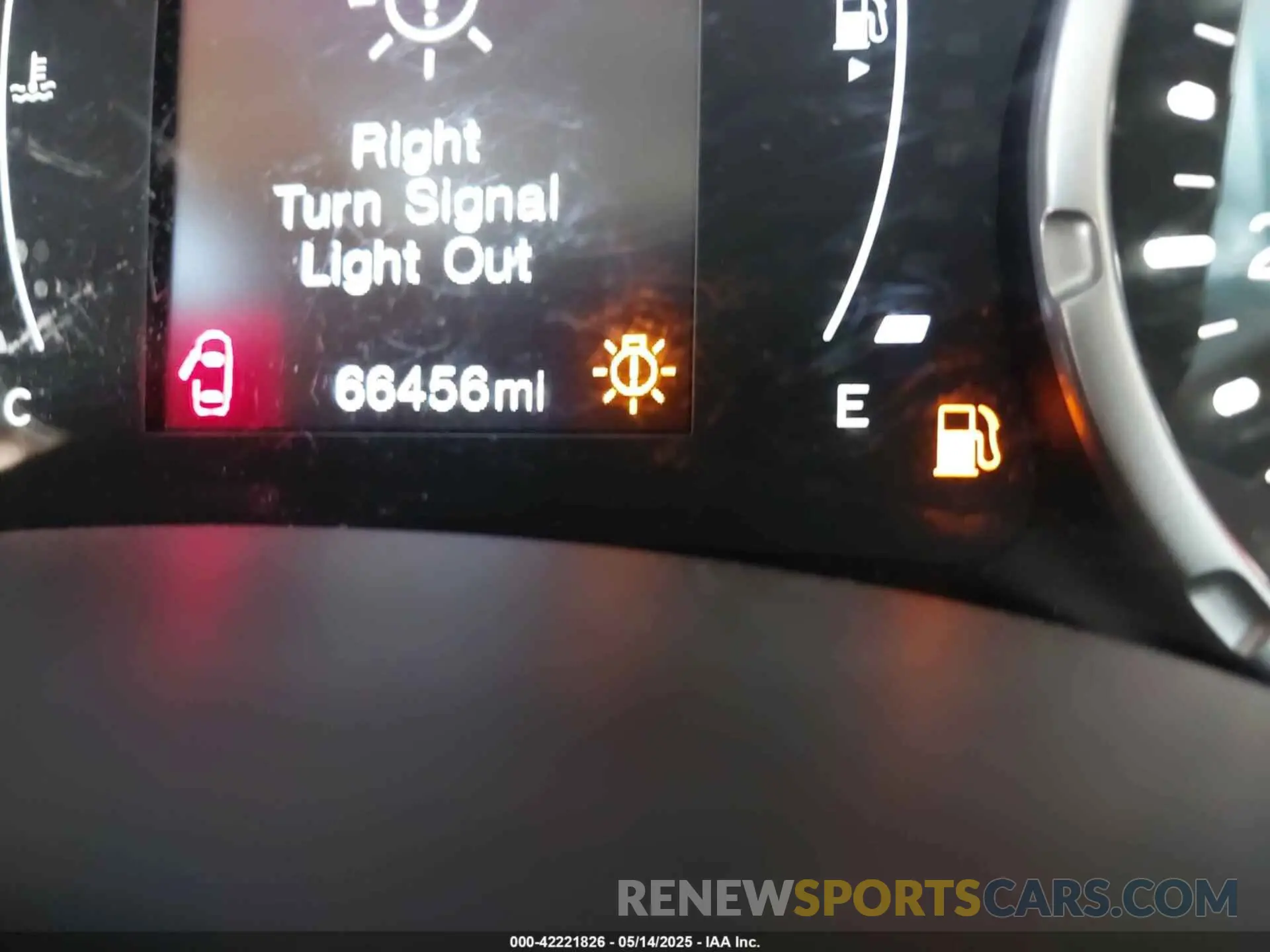 15 fotografías del automóvil dañado ZACNJDAB6MPM54762 JEEP RENEGADE 2021