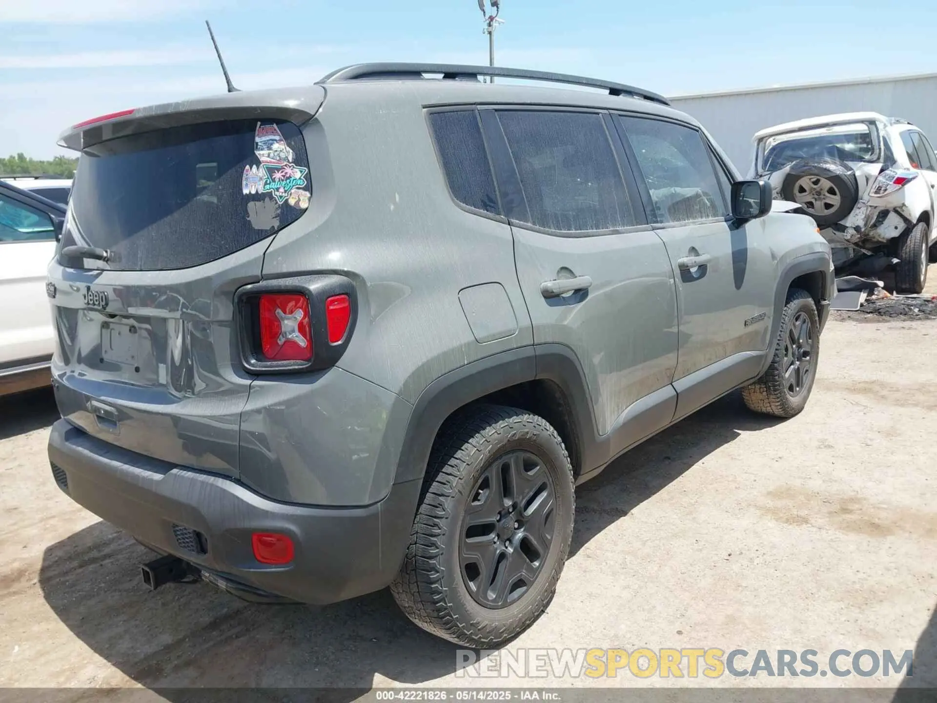 4 fotografías del automóvil dañado ZACNJDAB6MPM54762 JEEP RENEGADE 2021