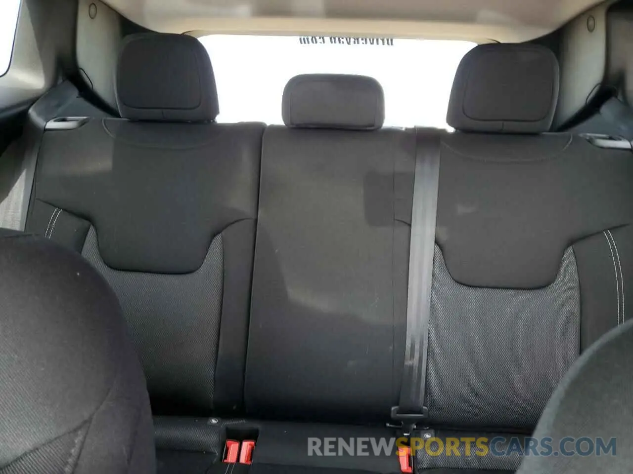 10 fotografías del automóvil dañado ZACNJDAB6MPN32408 JEEP RENEGADE 2021