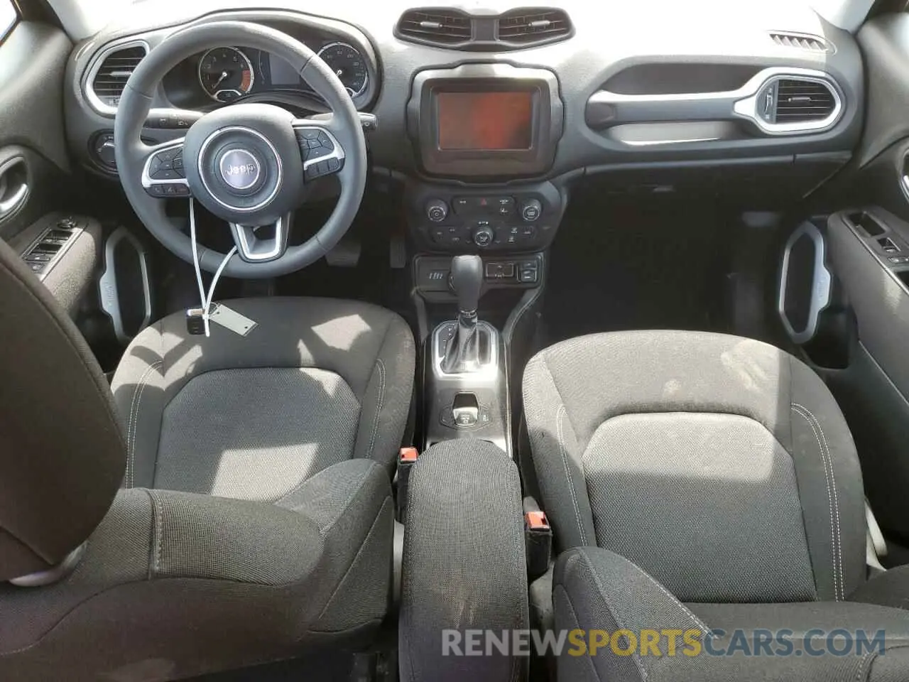8 fotografías del automóvil dañado ZACNJDAB6MPN32408 JEEP RENEGADE 2021
