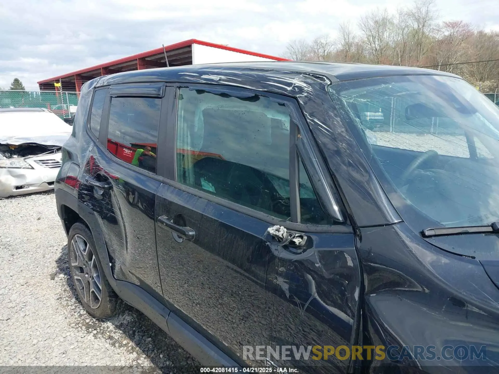13 fotografías del automóvil dañado ZACNJDAB7MPM31877 JEEP RENEGADE 2021