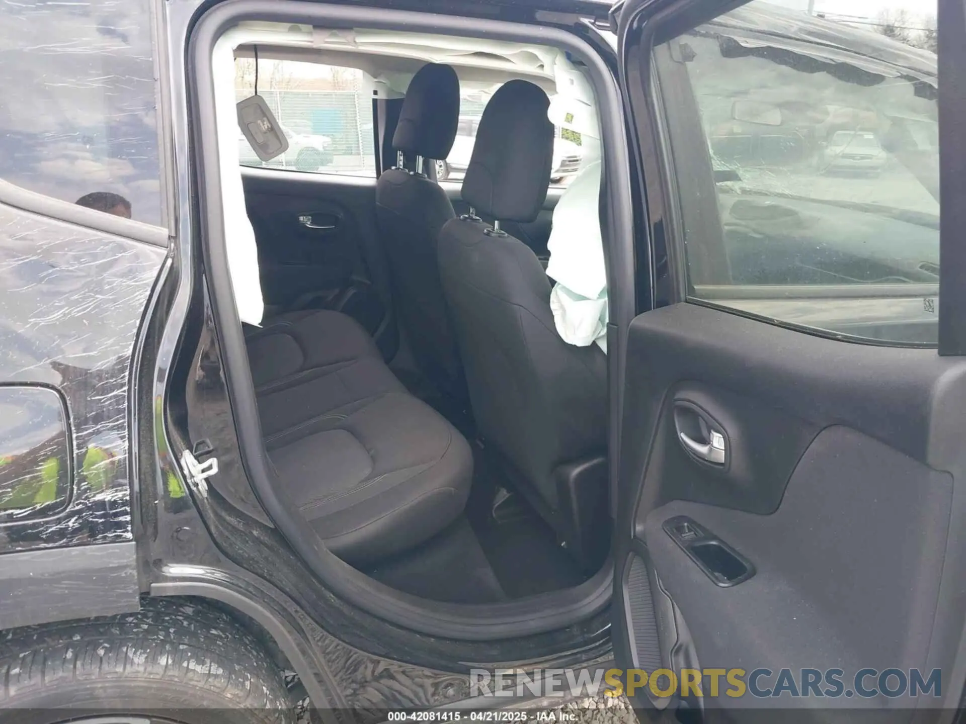8 fotografías del automóvil dañado ZACNJDAB7MPM31877 JEEP RENEGADE 2021
