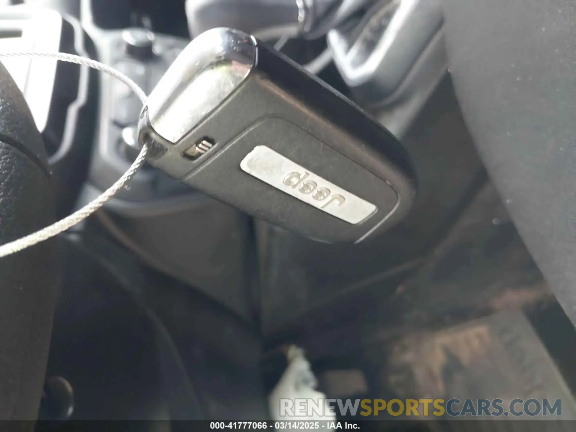 11 fotografías del automóvil dañado ZACNJDAB9MPM41519 JEEP RENEGADE 2021