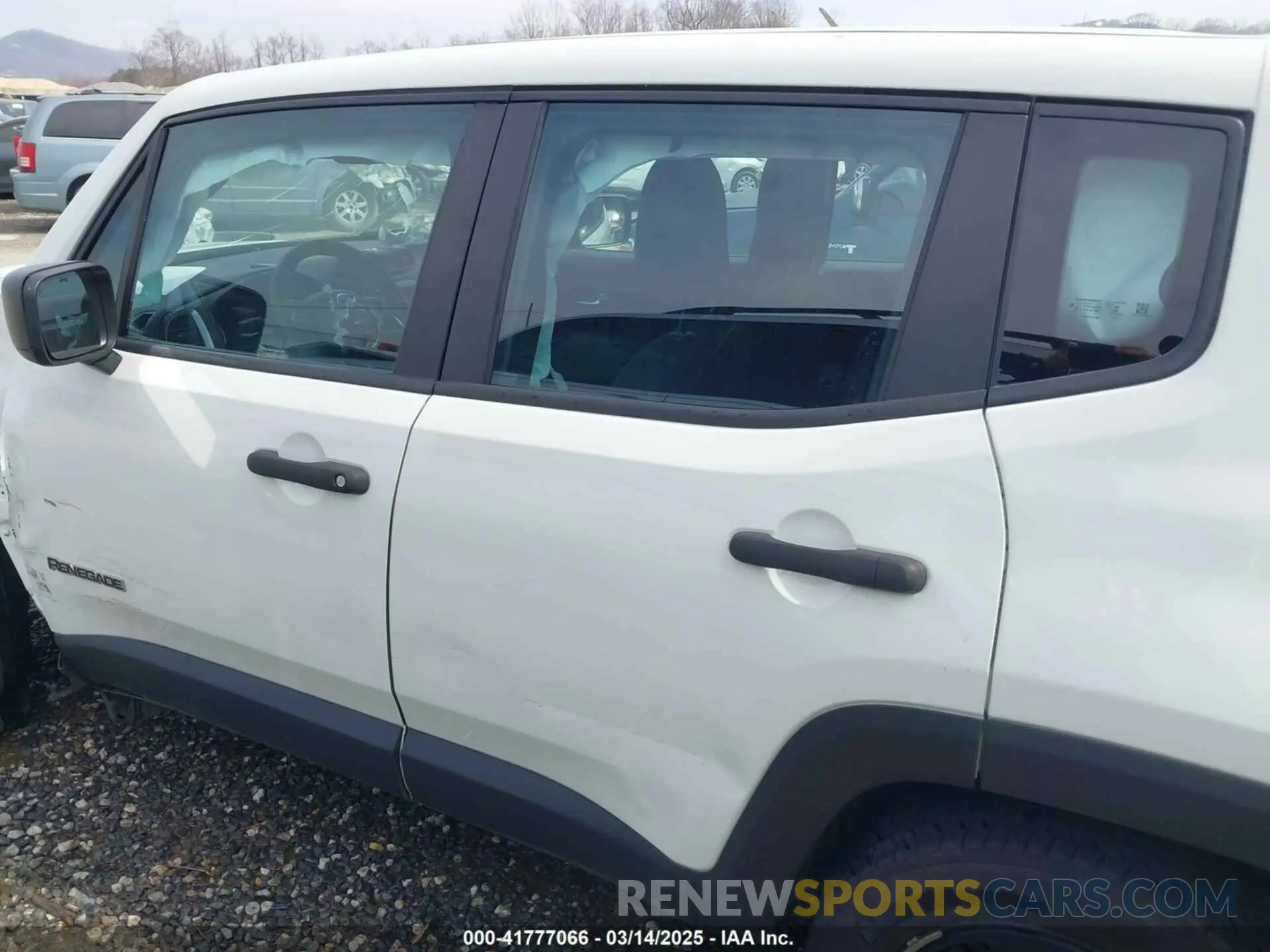 15 fotografías del automóvil dañado ZACNJDAB9MPM41519 JEEP RENEGADE 2021