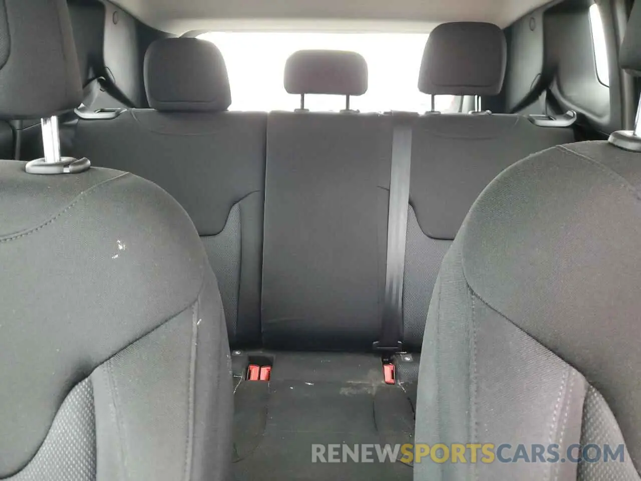 10 fotografías del automóvil dañado ZACNJDABXMPM30495 JEEP RENEGADE 2021