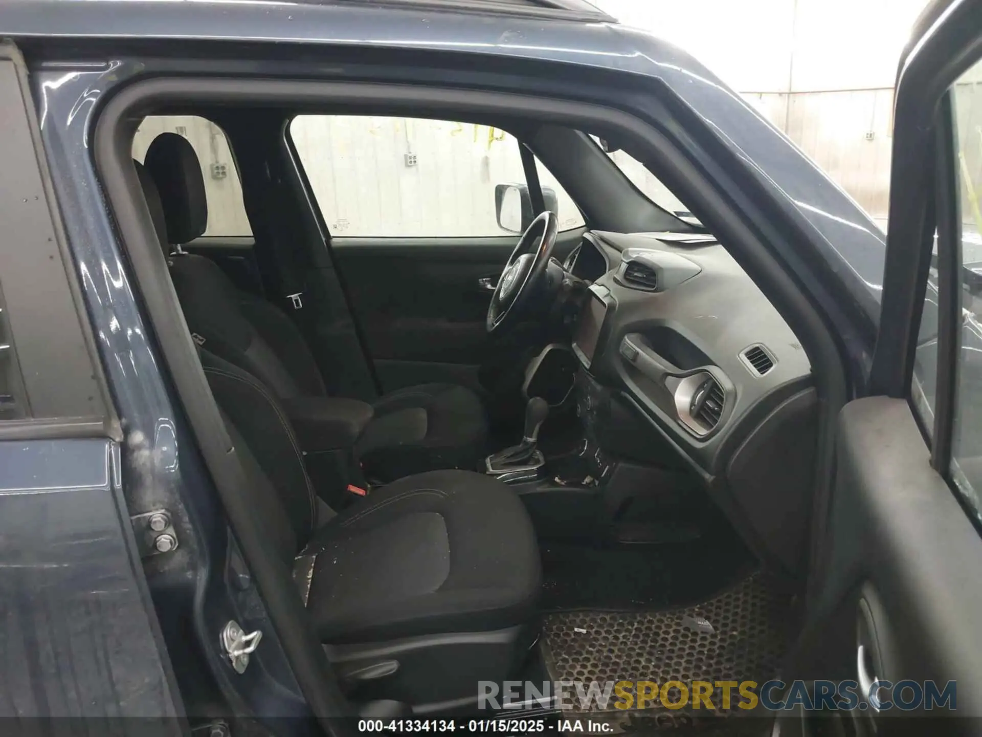 5 fotografías del automóvil dañado ZACNJDB15MPM73647 JEEP RENEGADE 2021