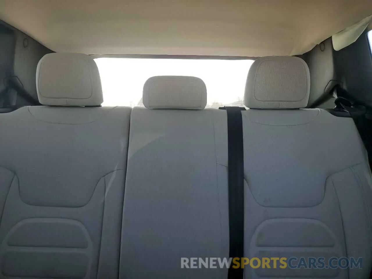 10 fotografías del automóvil dañado ZACNJDB17MPN32651 JEEP RENEGADE 2021