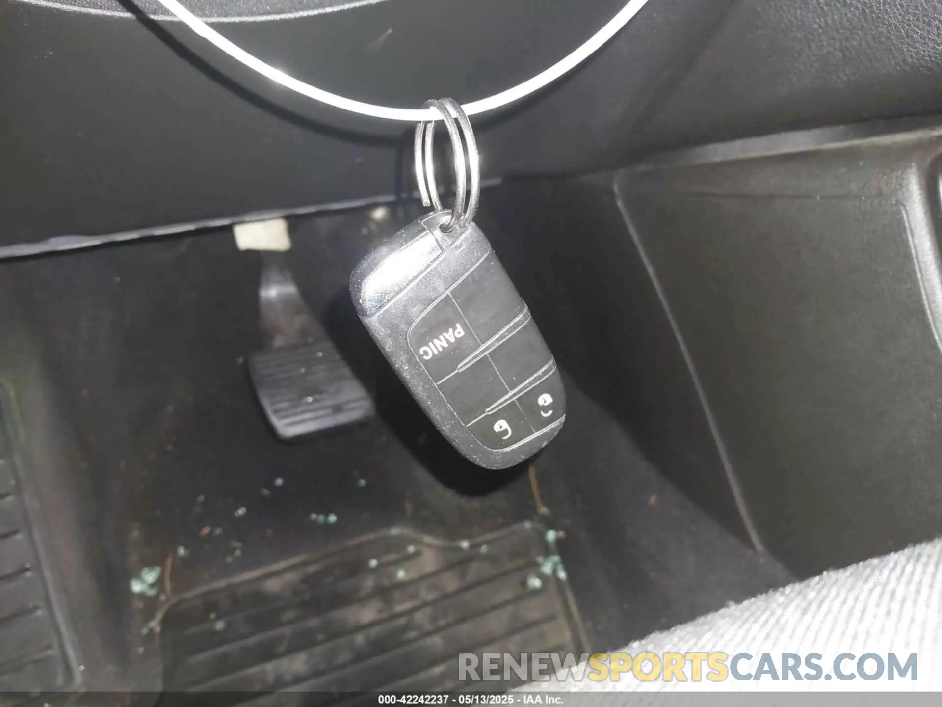 11 fotografías del automóvil dañado ZACNJDBB0MPM28530 JEEP RENEGADE 2021