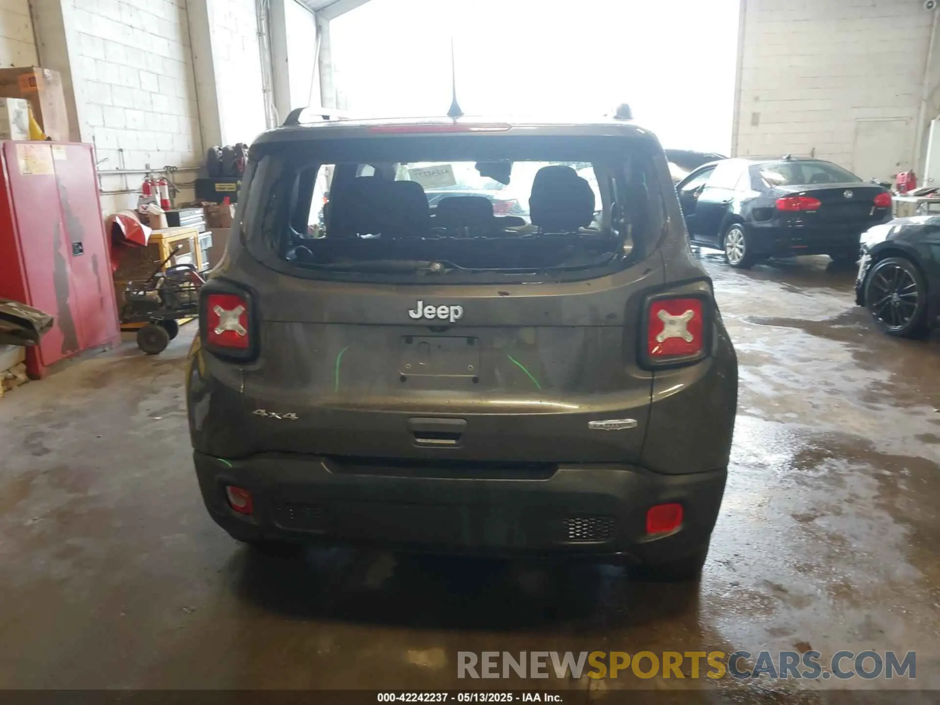 16 fotografías del automóvil dañado ZACNJDBB0MPM28530 JEEP RENEGADE 2021
