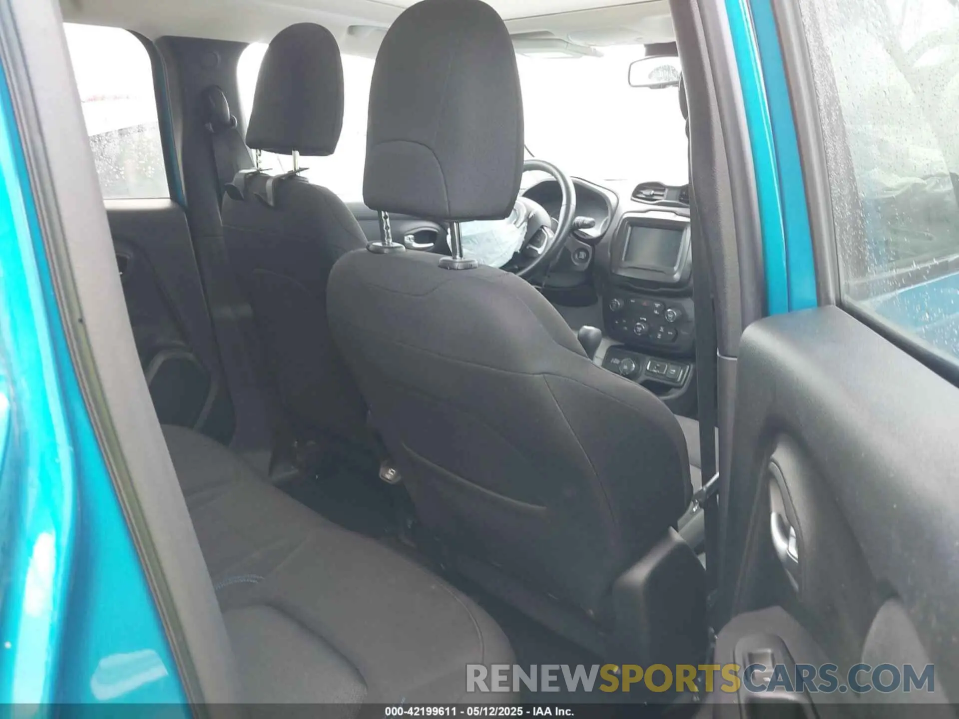 8 fotografías del automóvil dañado ZACNJDBB0MPM92423 JEEP RENEGADE 2021