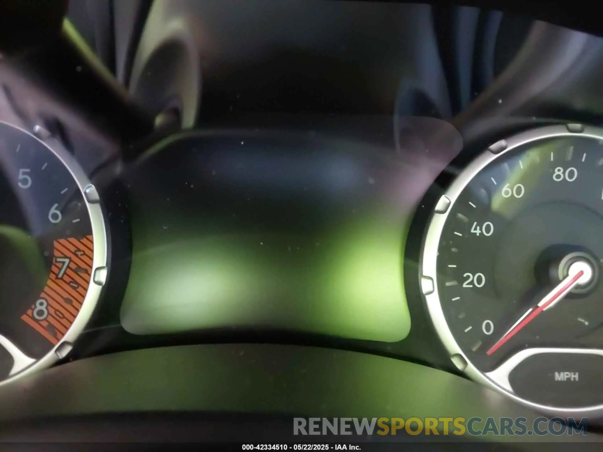 16 fotografías del automóvil dañado ZACNJDBB0MPN08135 JEEP RENEGADE 2021