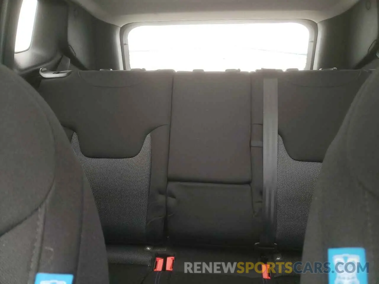 10 fotografías del automóvil dañado ZACNJDBB2MPM47113 JEEP RENEGADE 2021
