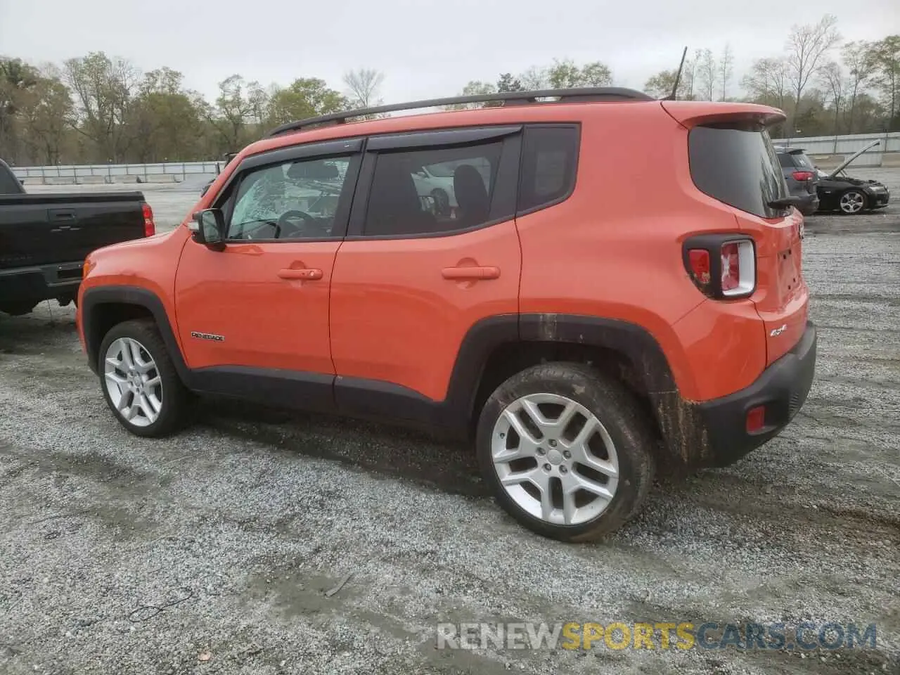2 fotografías del automóvil dañado ZACNJDBB2MPM47113 JEEP RENEGADE 2021