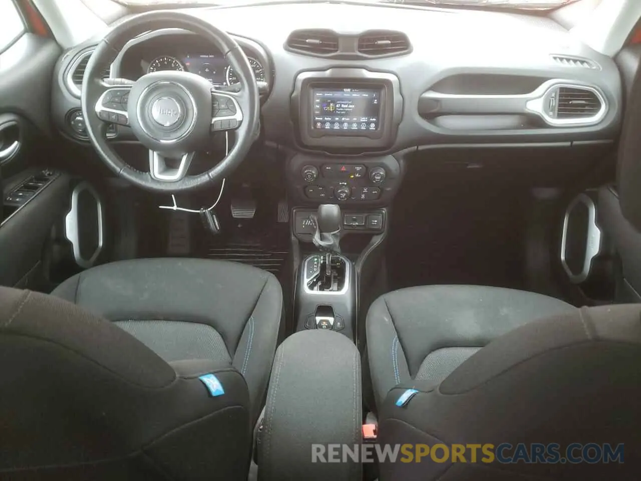 8 fotografías del automóvil dañado ZACNJDBB2MPM47113 JEEP RENEGADE 2021