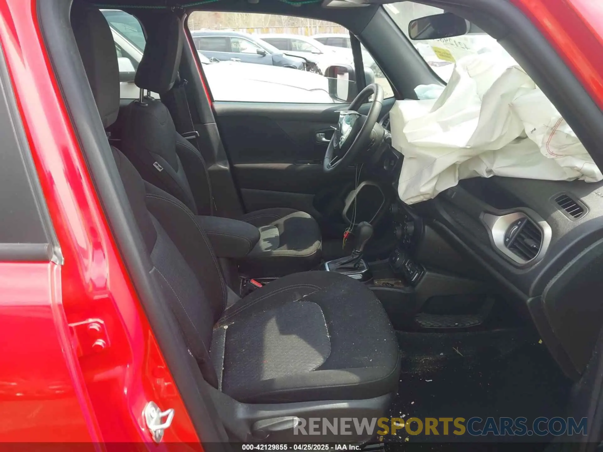 5 fotografías del automóvil dañado ZACNJDBB2MPM77874 JEEP RENEGADE 2021