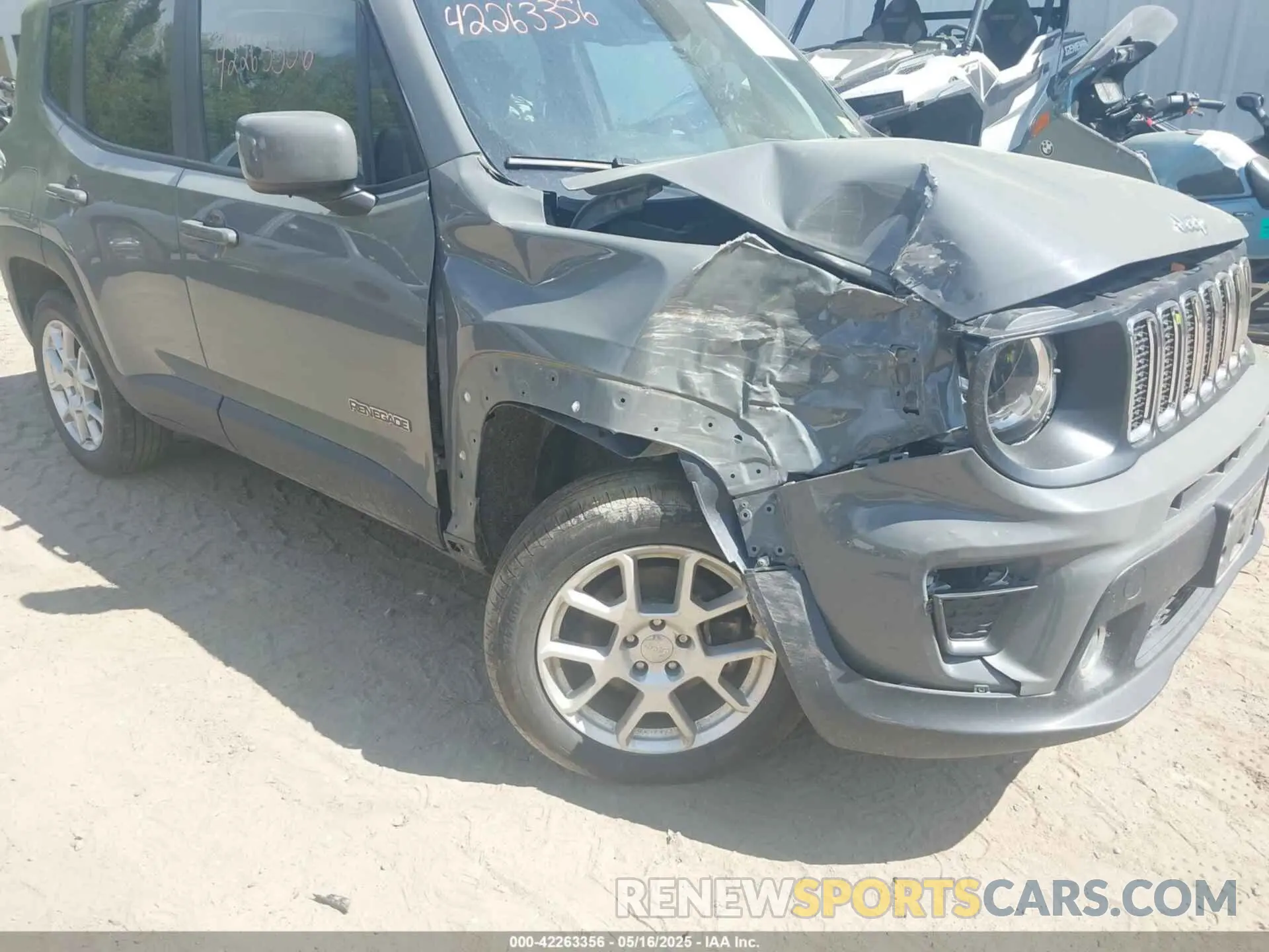 12 fotografías del automóvil dañado ZACNJDBB2MPN31688 JEEP RENEGADE 2021