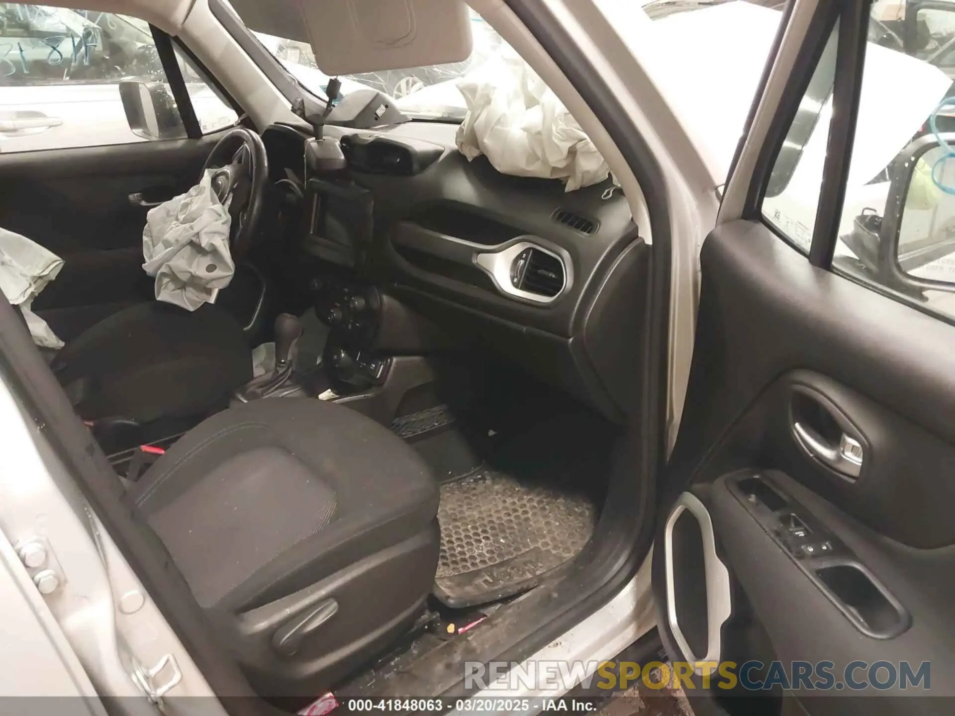 5 fotografías del automóvil dañado ZACNJDBB5MPM77688 JEEP RENEGADE 2021