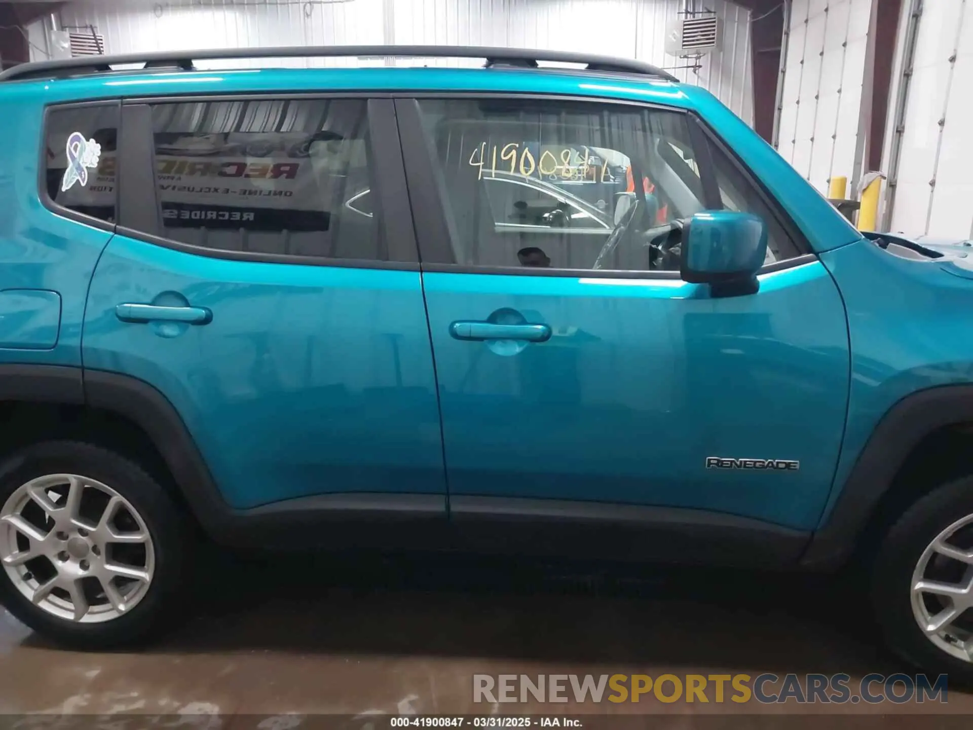 13 fotografías del automóvil dañado ZACNJDBB6MPM34798 JEEP RENEGADE 2021