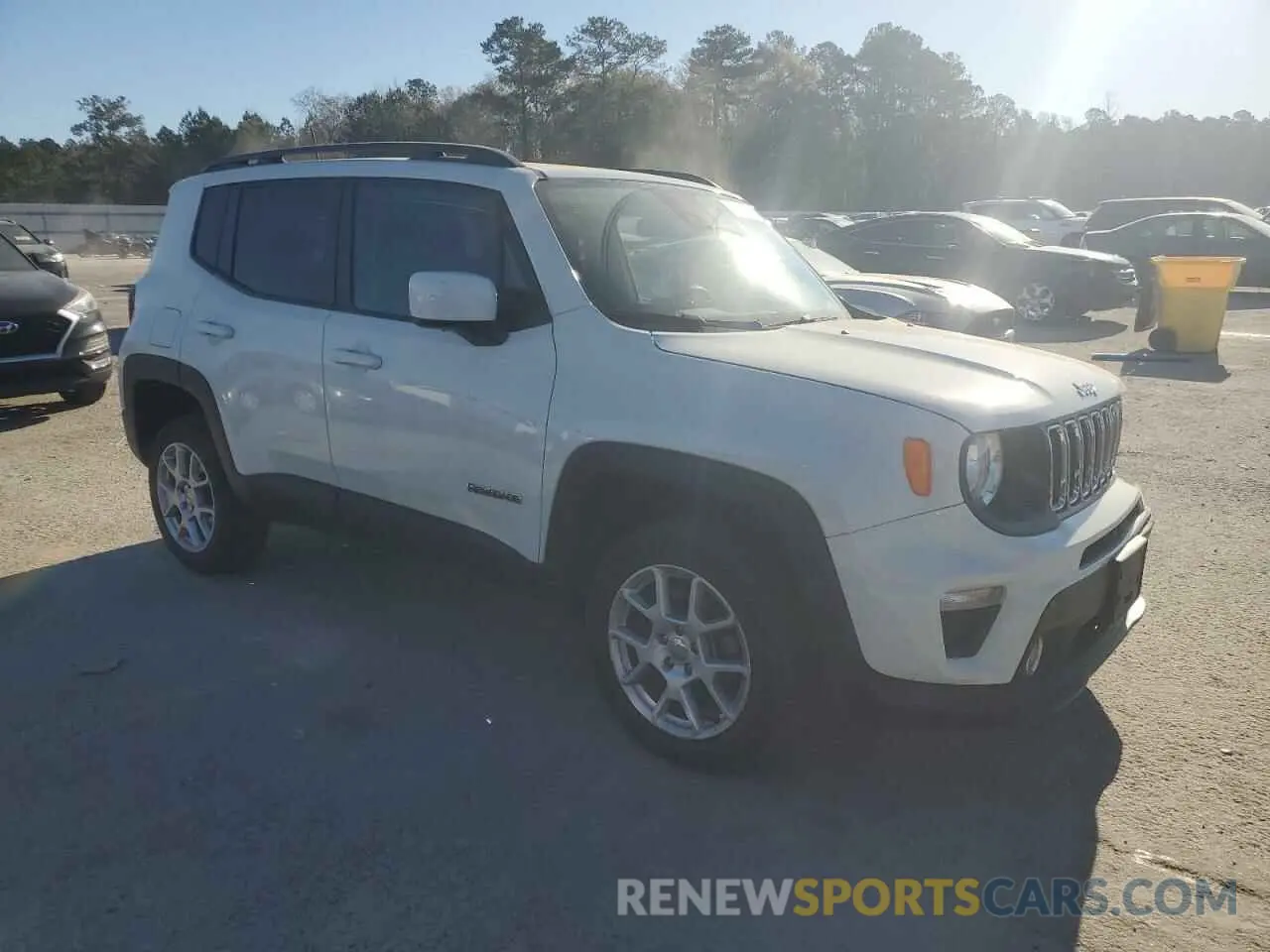 4 fotografías del automóvil dañado ZACNJDBB7MPM77191 JEEP RENEGADE 2021