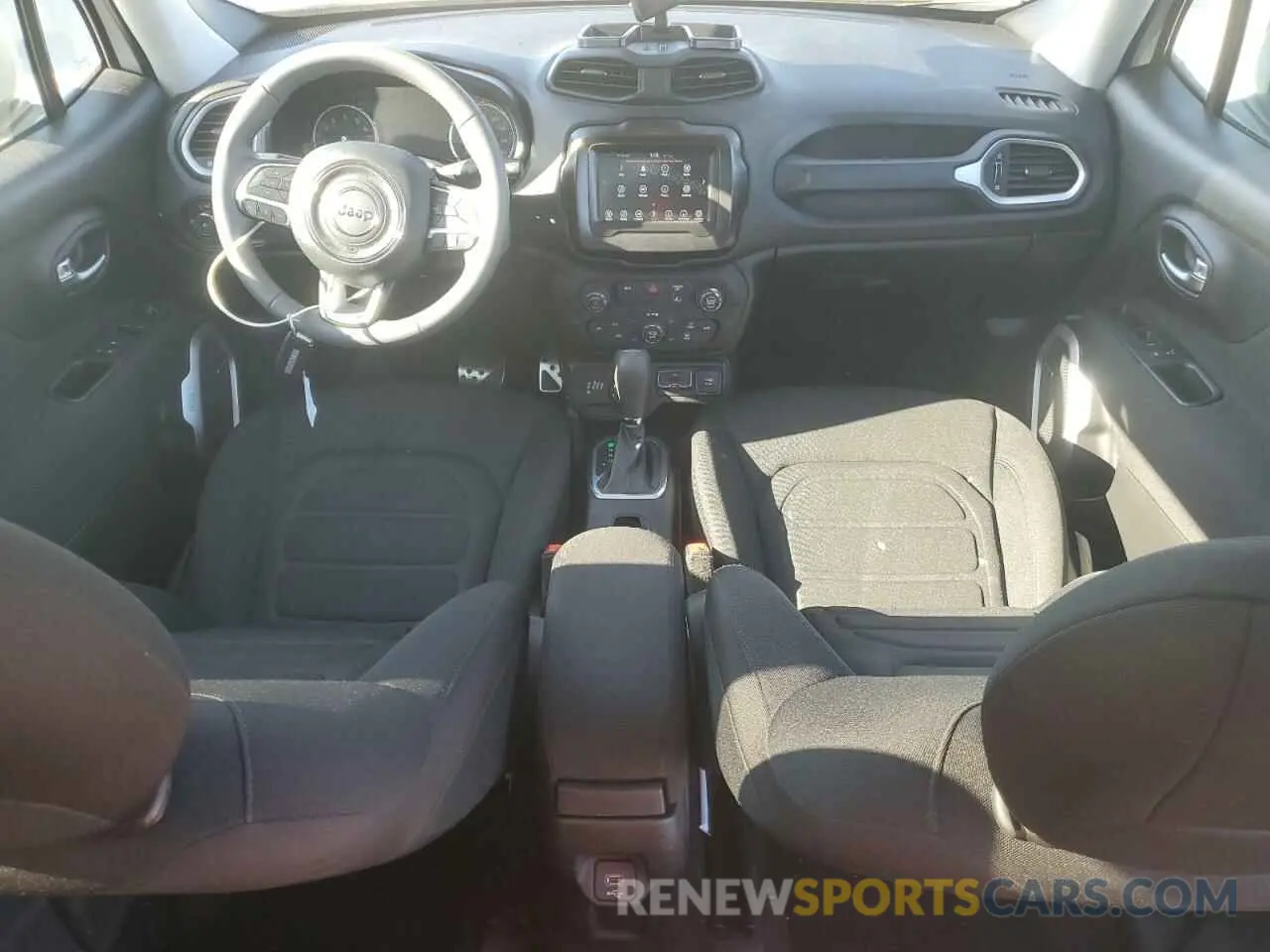 8 fotografías del automóvil dañado ZACNJDBB7MPM77191 JEEP RENEGADE 2021