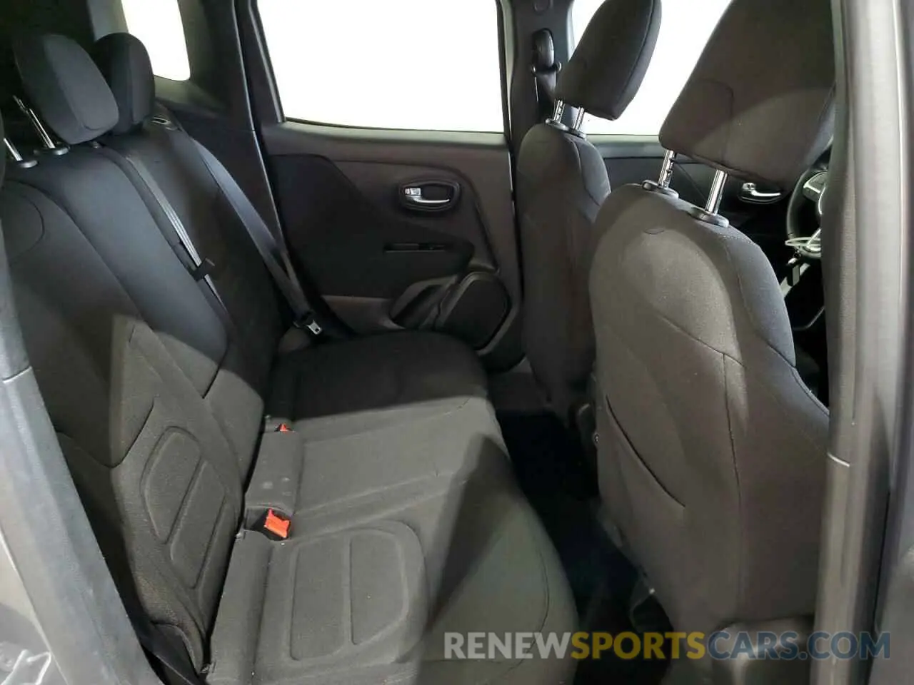 11 fotografías del automóvil dañado ZACNJDBB7MPN26020 JEEP RENEGADE 2021