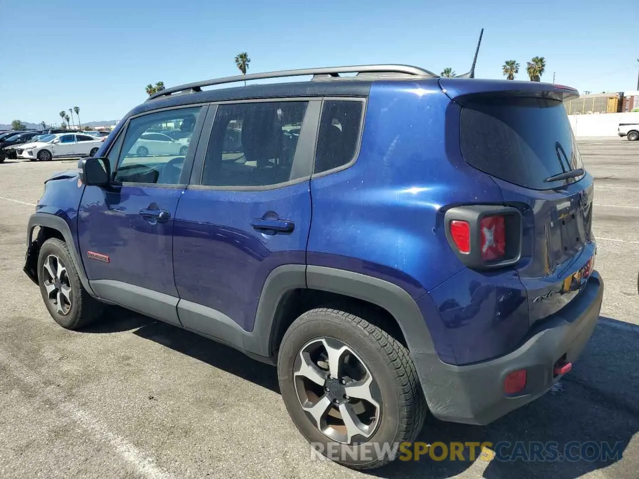 2 fotografías del automóvil dañado ZACNJDC18MPM69378 JEEP RENEGADE 2021