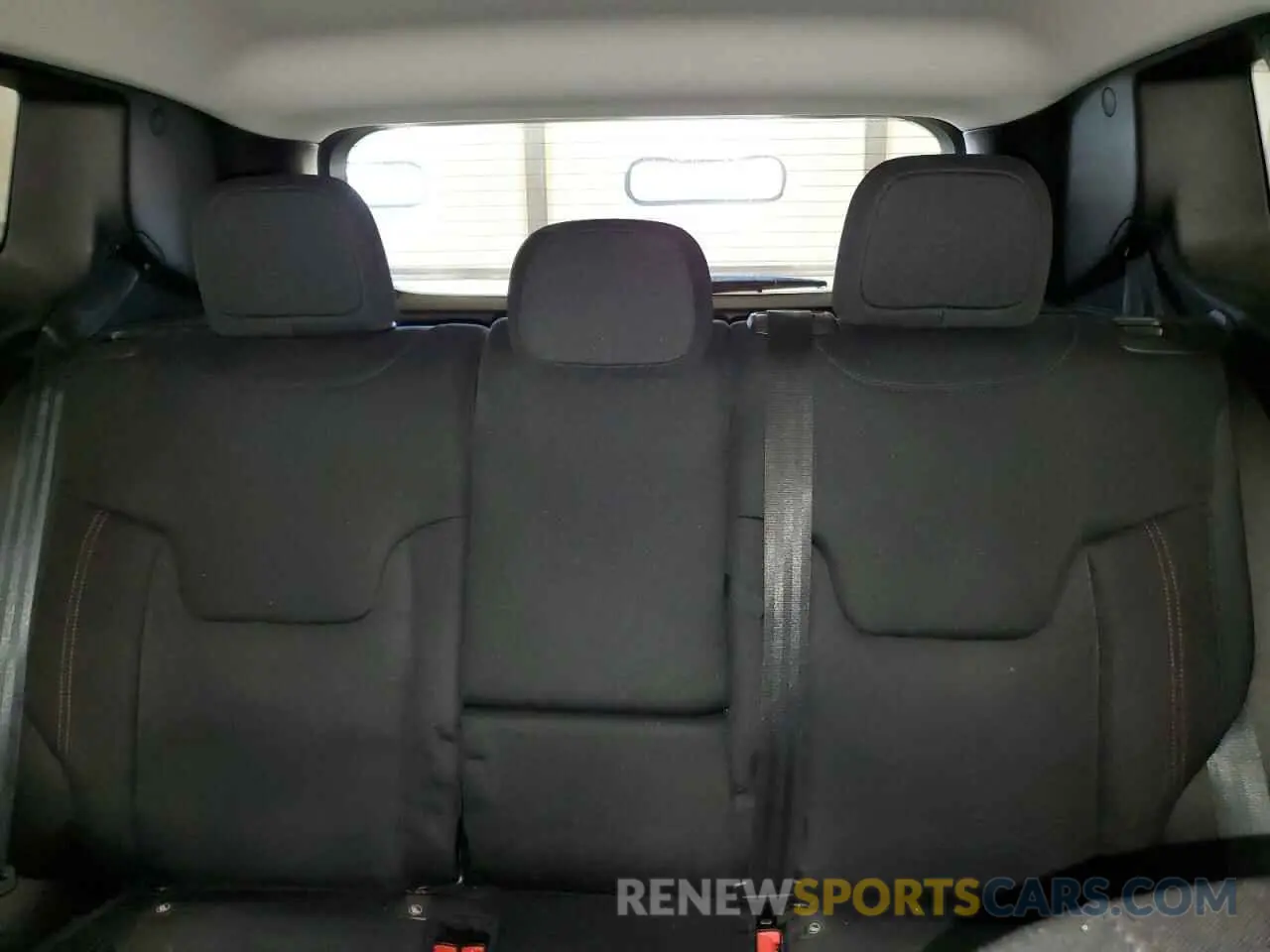 10 fotografías del automóvil dañado ZACNJDC1XMPM92810 JEEP RENEGADE 2021