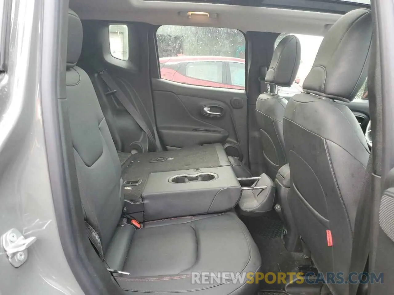 11 fotografías del automóvil dañado ZACNJDC1XMPN36725 JEEP RENEGADE 2021