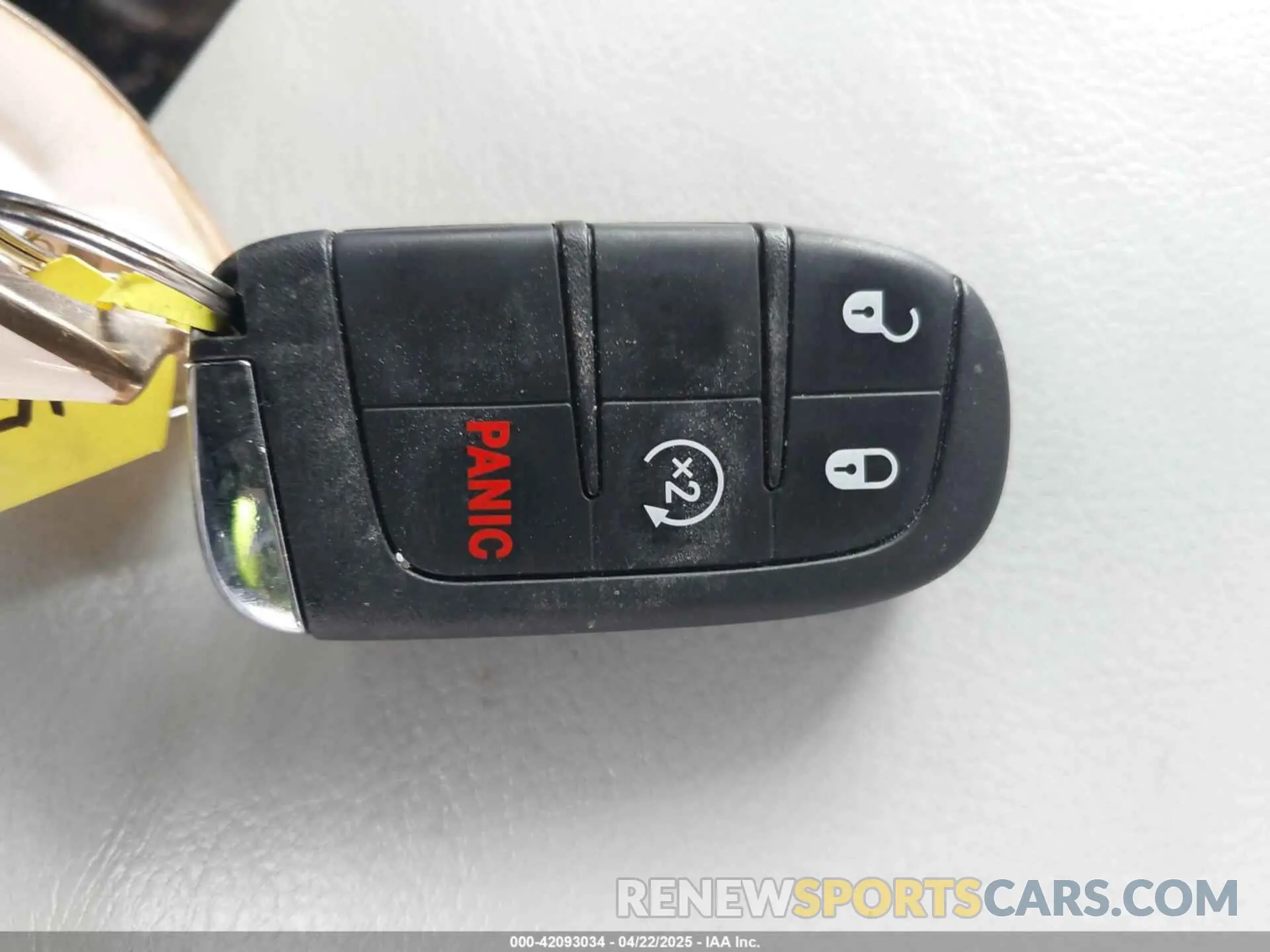 11 fotografías del automóvil dañado ZACNJDD15MPM49765 JEEP RENEGADE 2021
