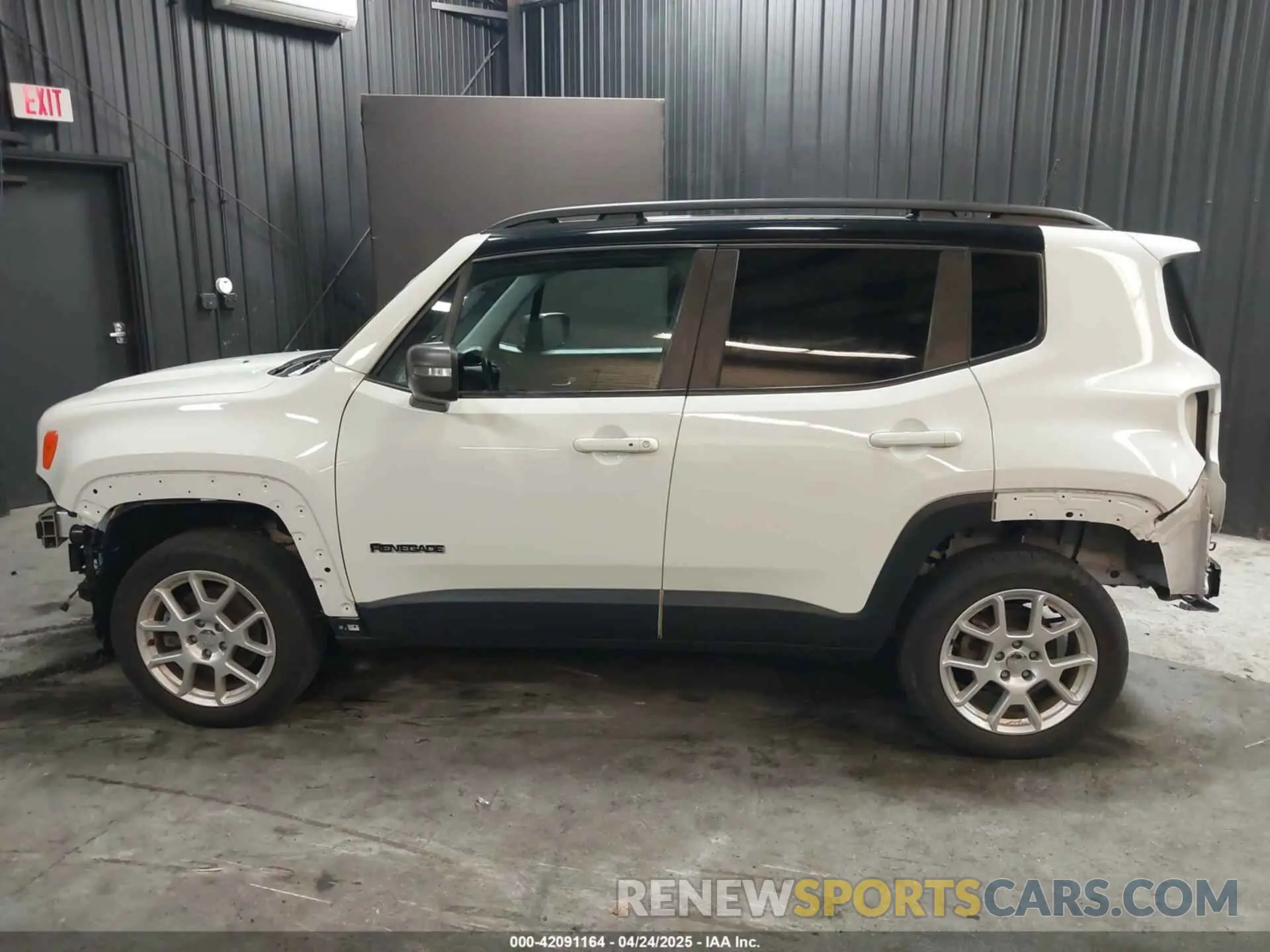 15 fotografías del automóvil dañado ZACNJDD19MPM23265 JEEP RENEGADE 2021