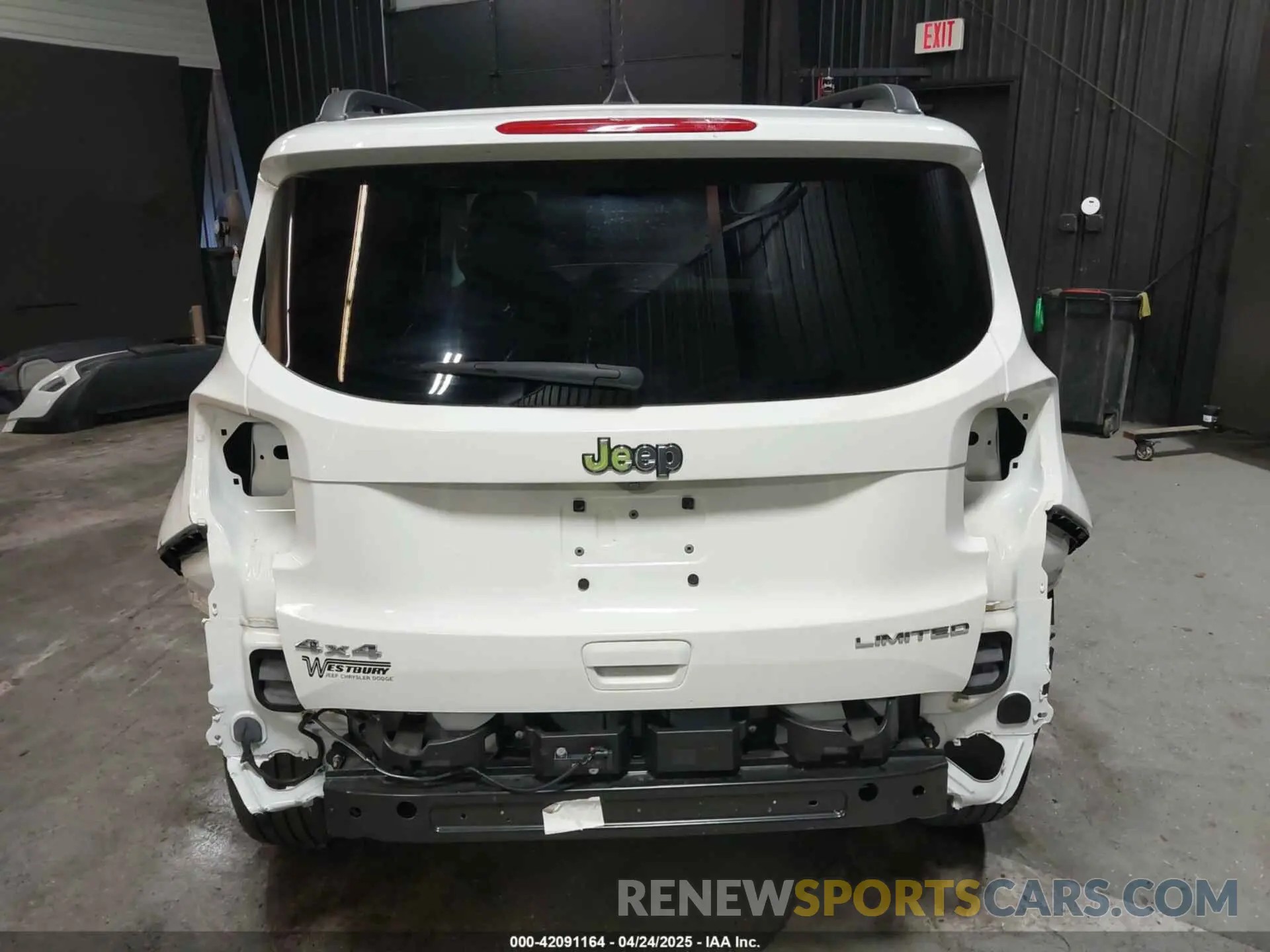 17 fotografías del automóvil dañado ZACNJDD19MPM23265 JEEP RENEGADE 2021