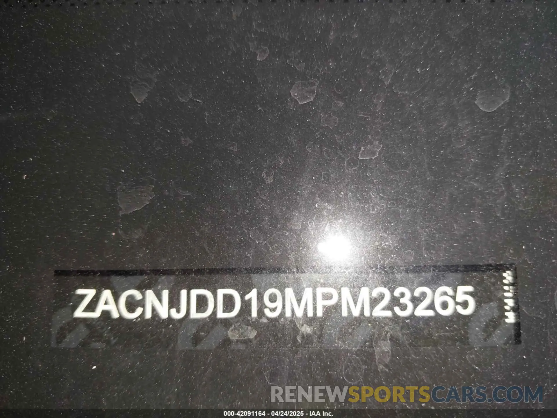 21 fotografías del automóvil dañado ZACNJDD19MPM23265 JEEP RENEGADE 2021