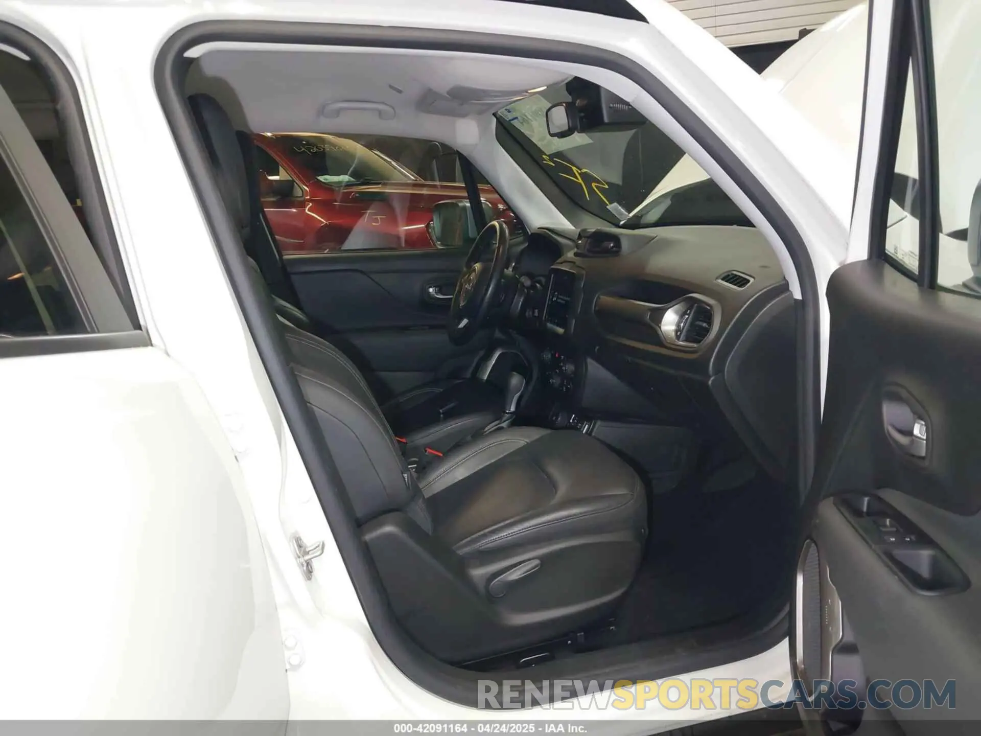 5 fotografías del automóvil dañado ZACNJDD19MPM23265 JEEP RENEGADE 2021