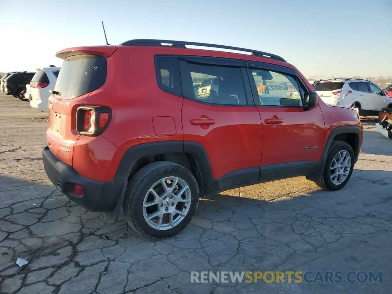 3 fotografías del automóvil dañado ZACNJDA11NPN61985 JEEP RENEGADE 2022