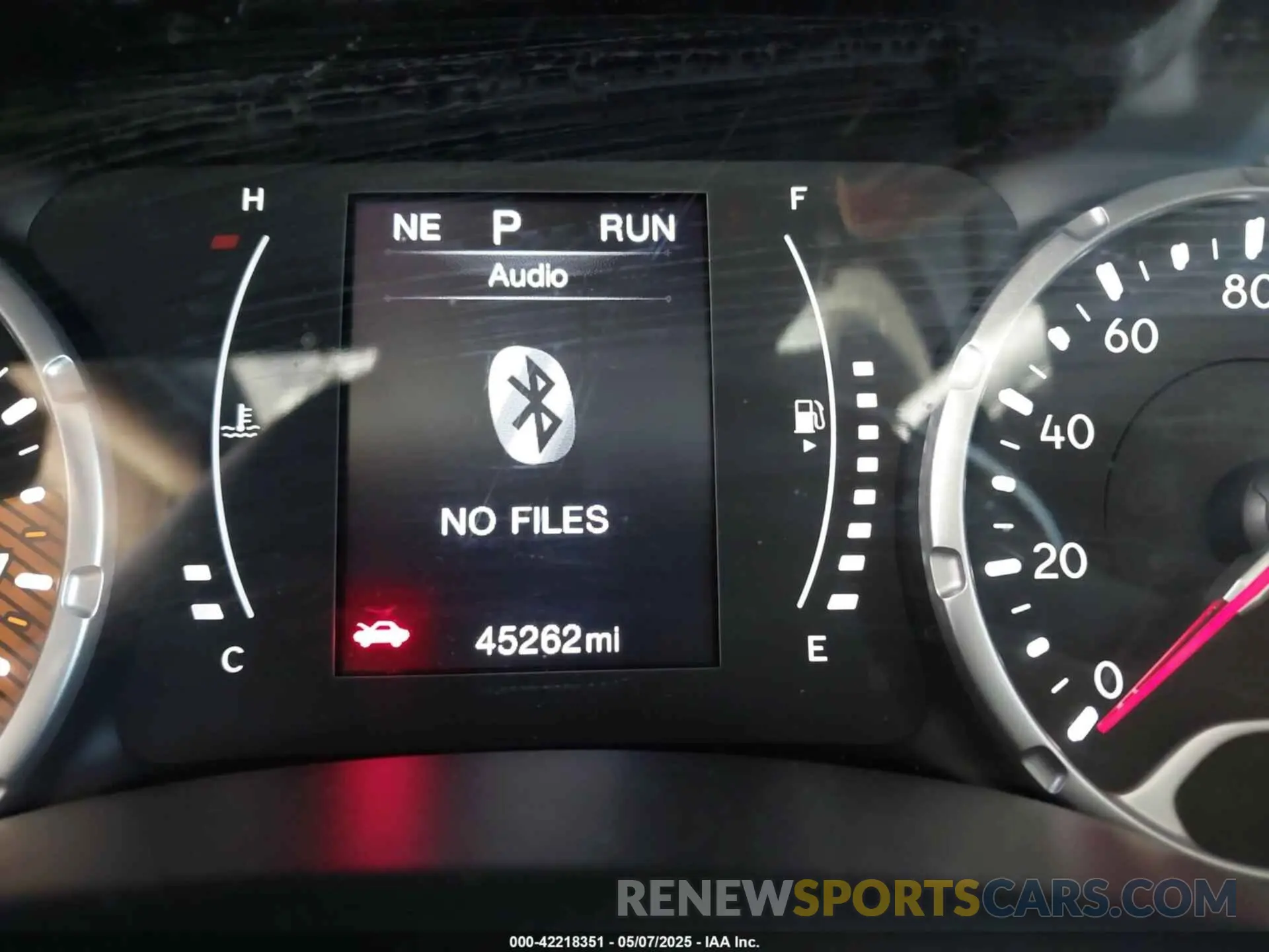 15 fotografías del automóvil dañado ZACNJDA15NPP00581 JEEP RENEGADE 2022