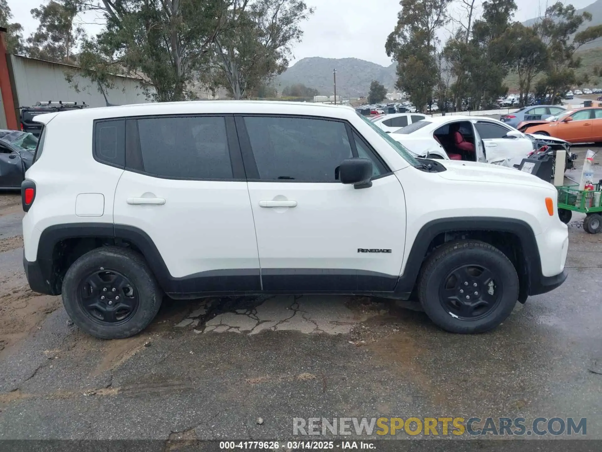 13 fotografías del automóvil dañado ZACNJDA1XNPN56686 JEEP RENEGADE 2022