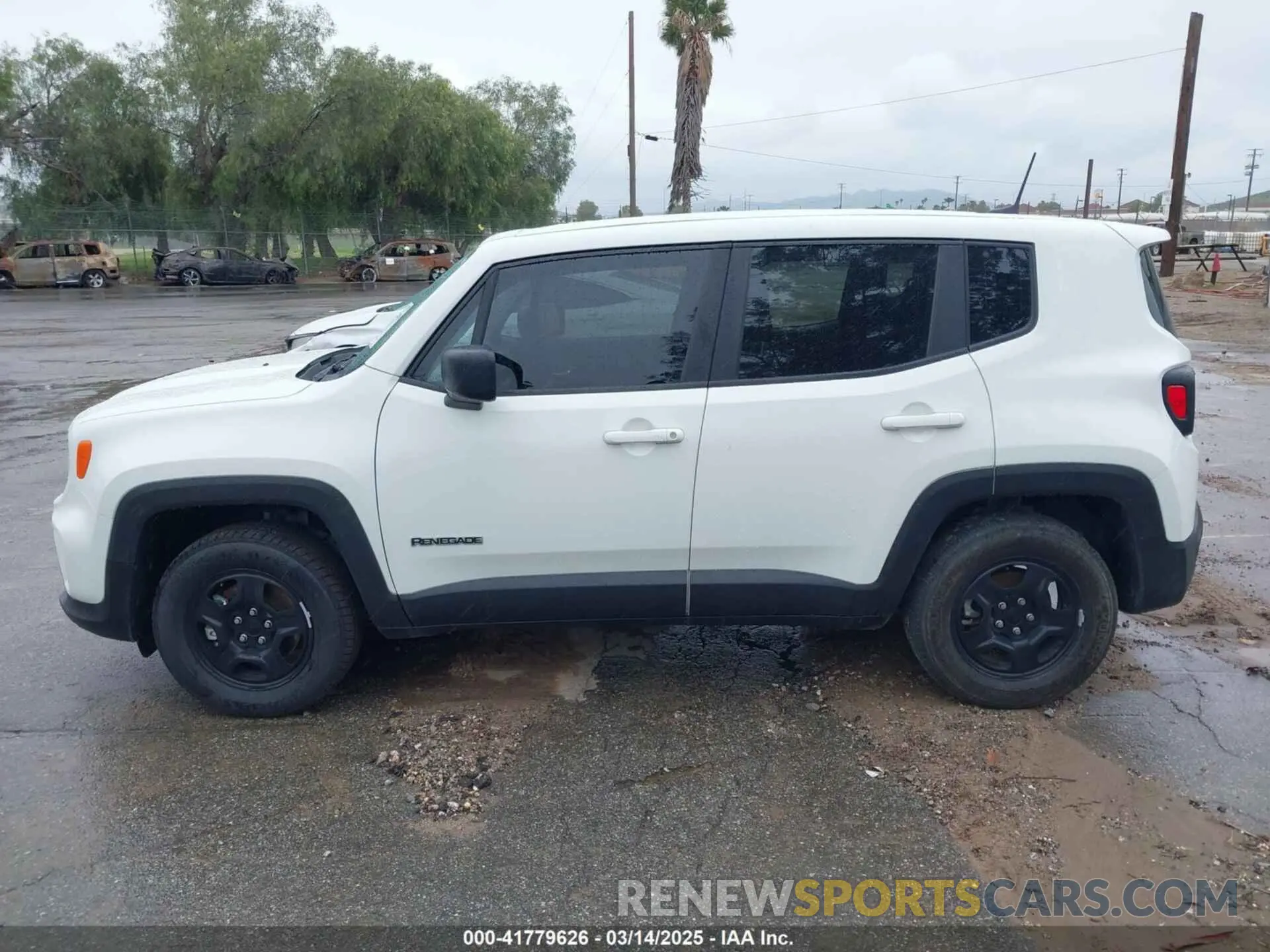 14 fotografías del automóvil dañado ZACNJDA1XNPN56686 JEEP RENEGADE 2022